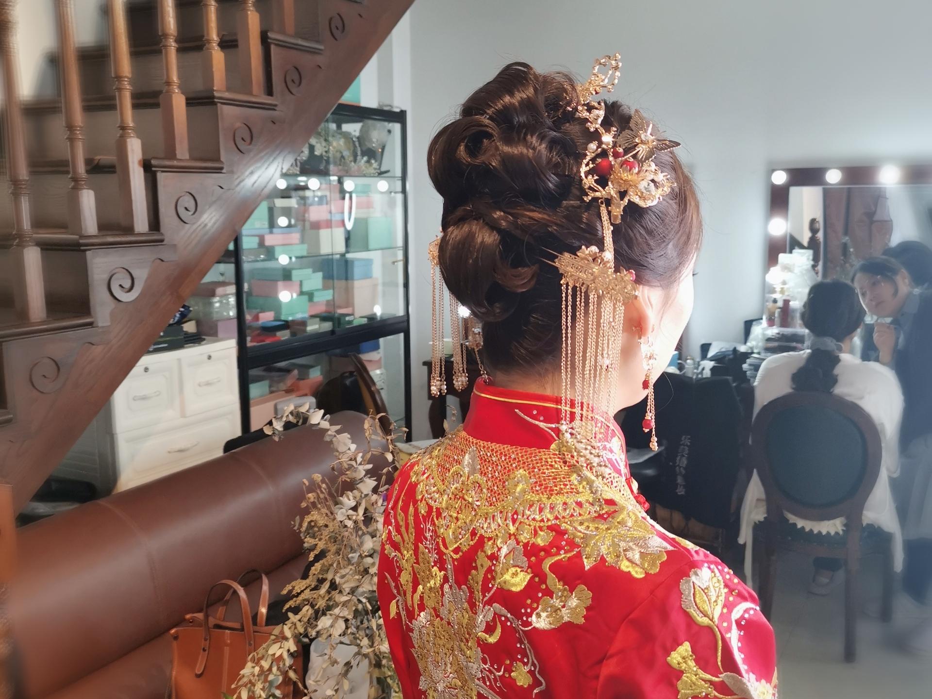 【女神必选】总监档全天跟妆+亲友妆