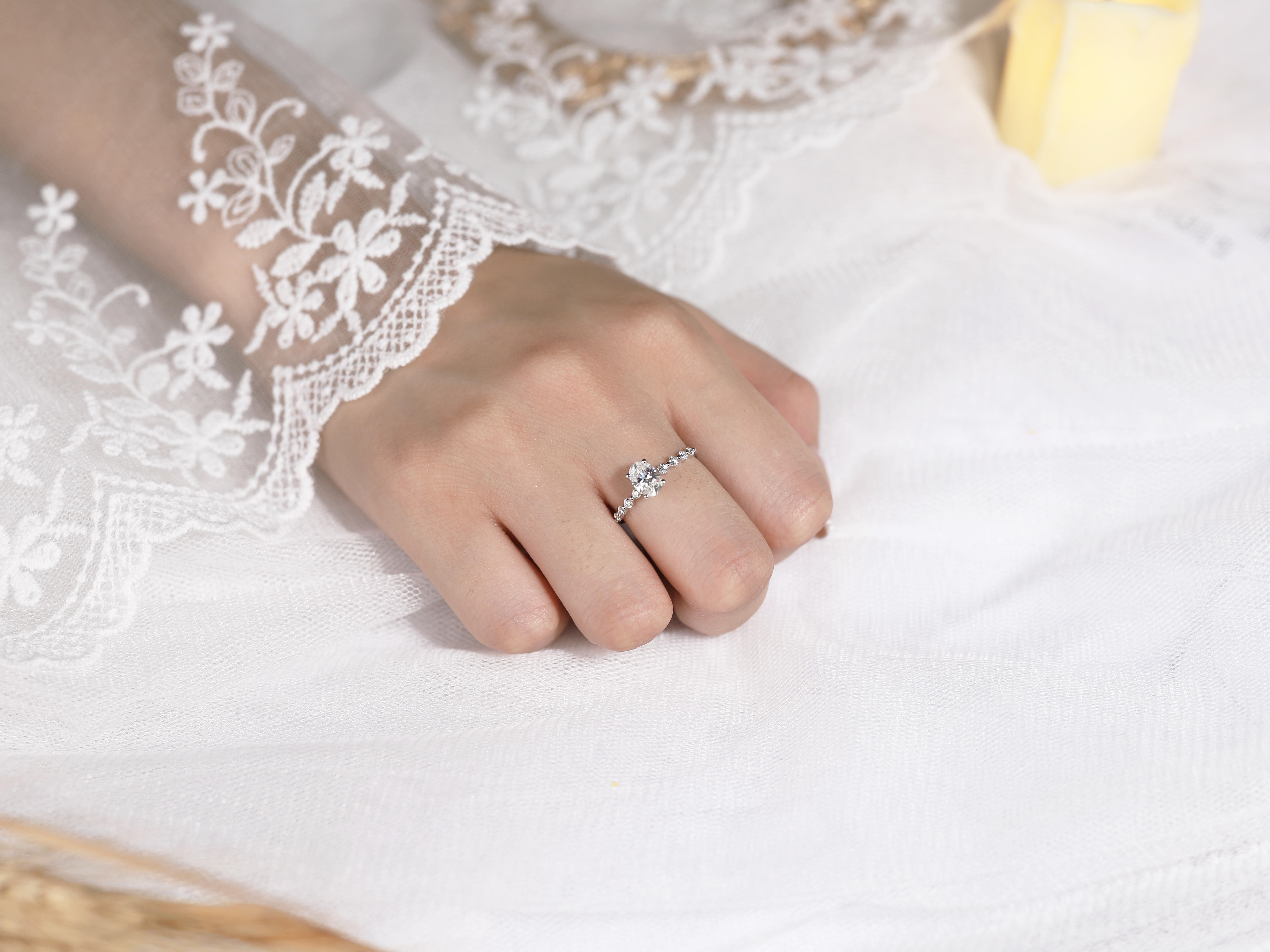 钻享一生|轻奢设计款「黛安娜」定制结婚钻石戒指