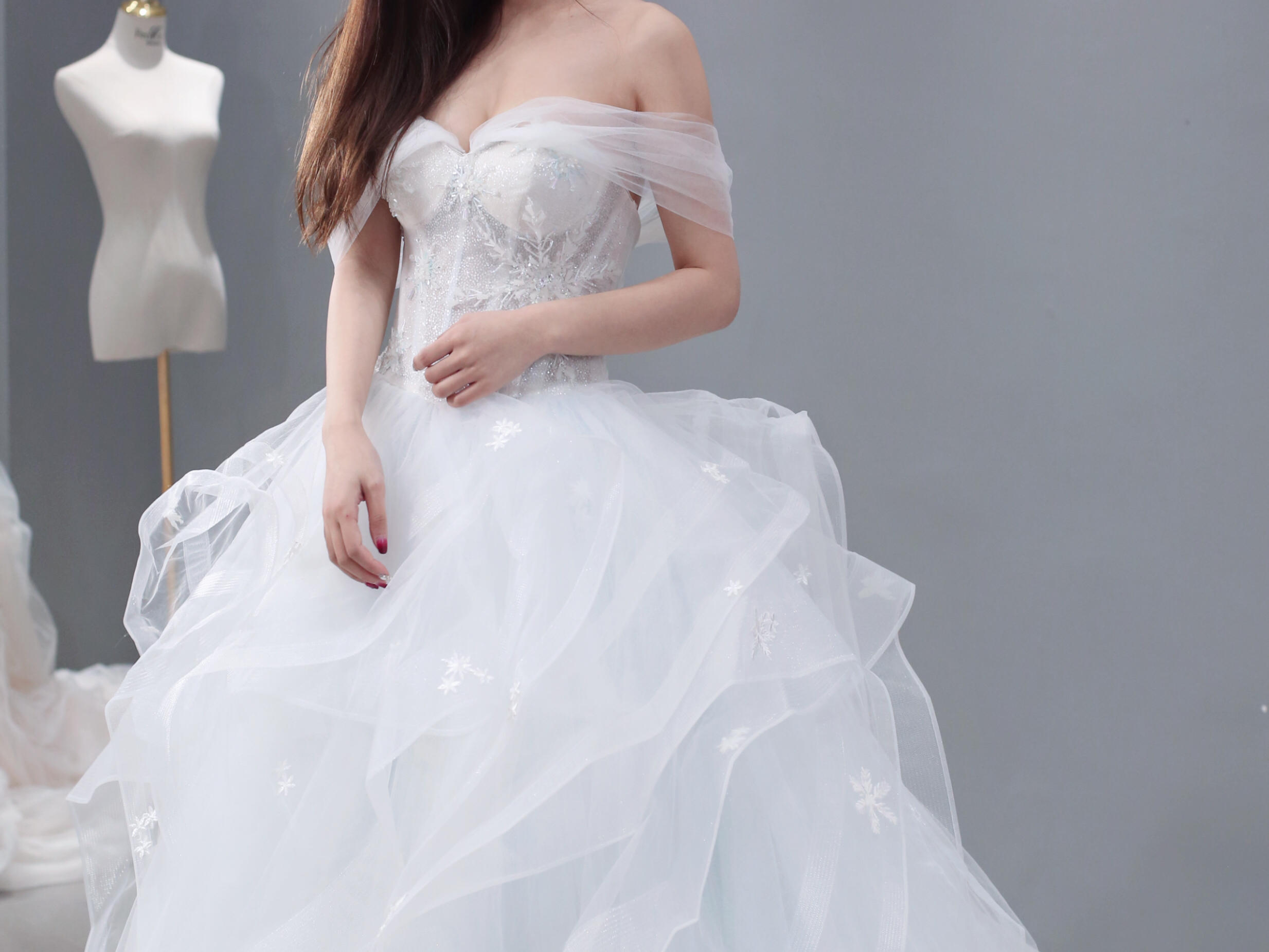 【藩篱婚纱】冰雪公主梦幻主纱系列租赁套餐