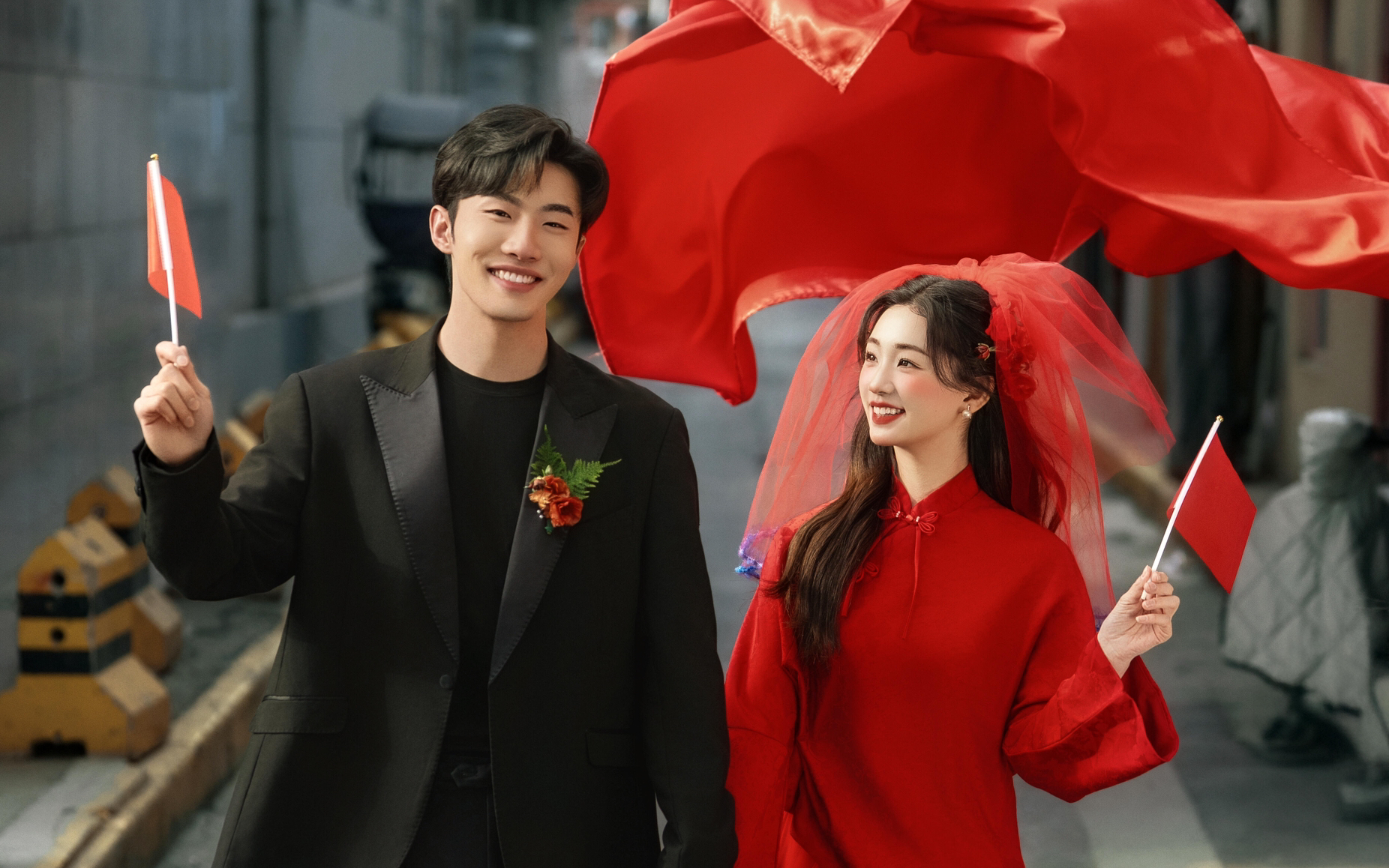 生命力爆棚｜活人感十足的囍嫁街拍婚纱照