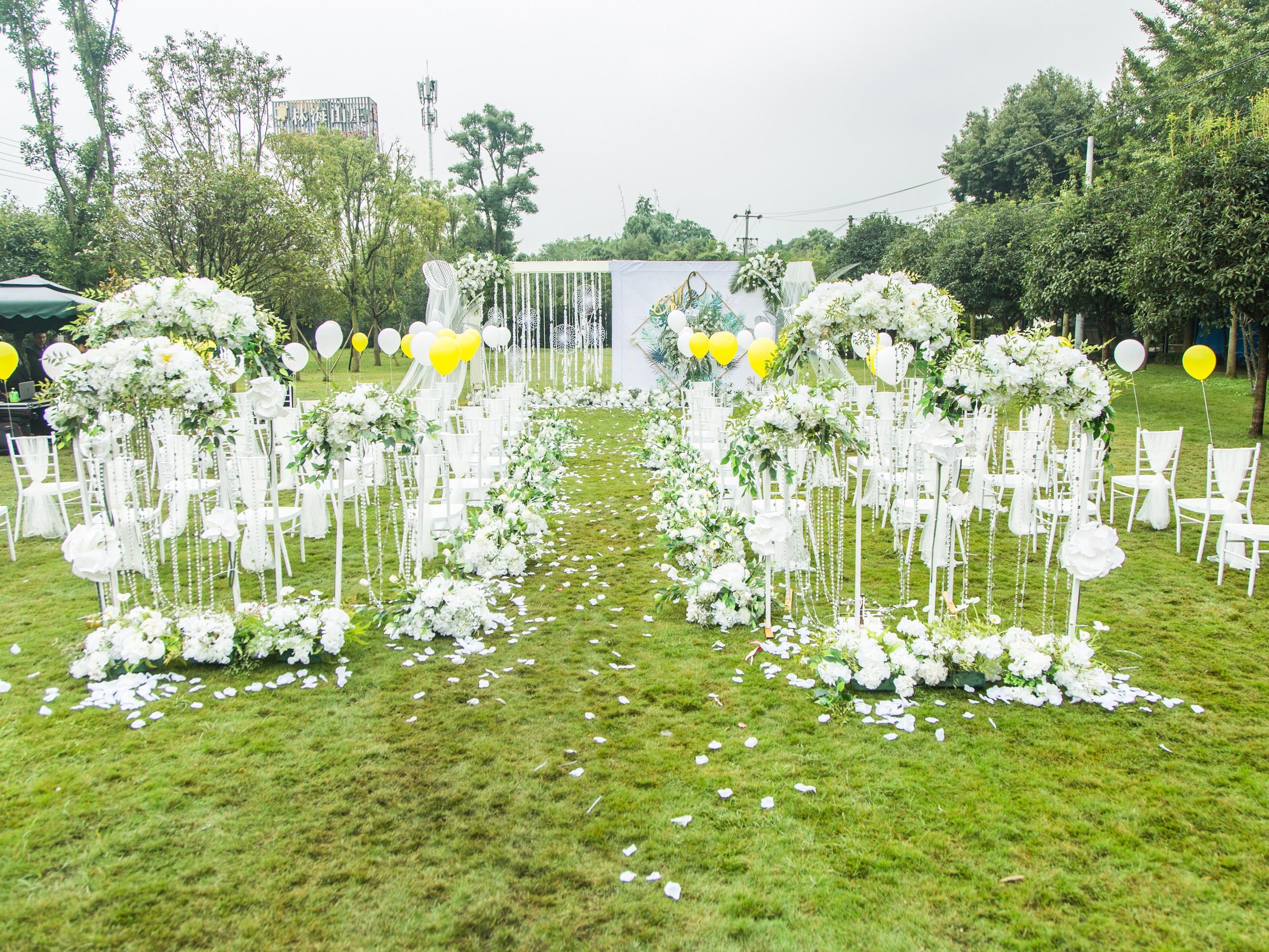 小花仙婚礼策划 户外小清新婚礼