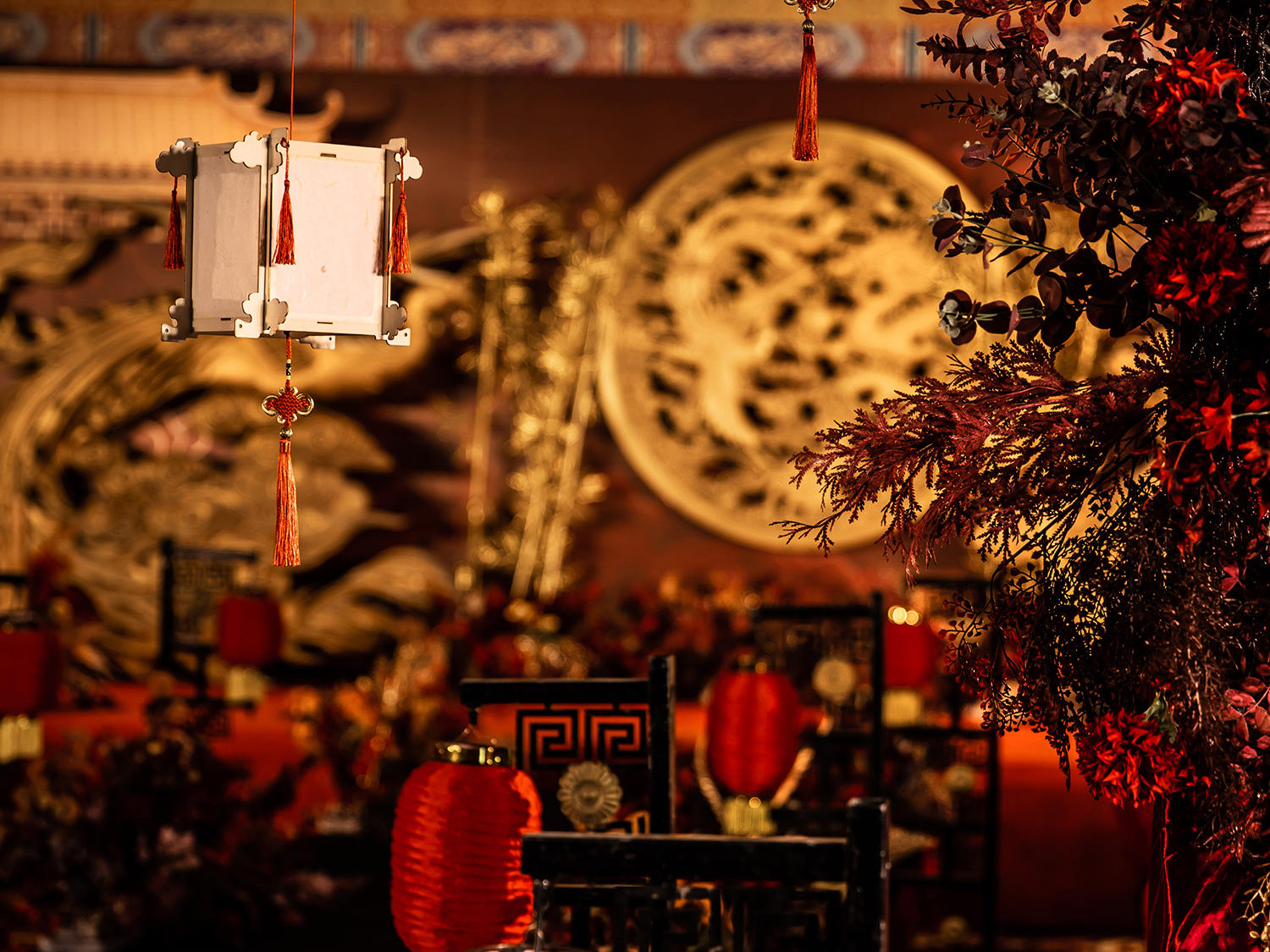 《超值爆款》红金色中式-华典