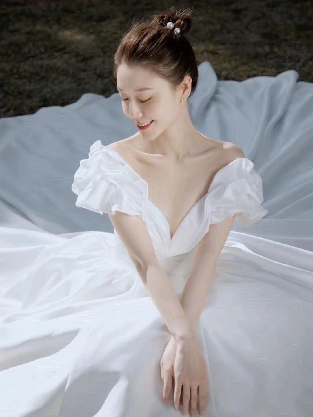 【GM新娘】太原必备三件套+首席化妆+跟妆一天