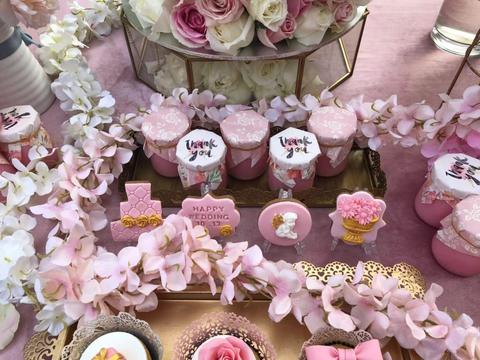 粉色公主风格甜品台