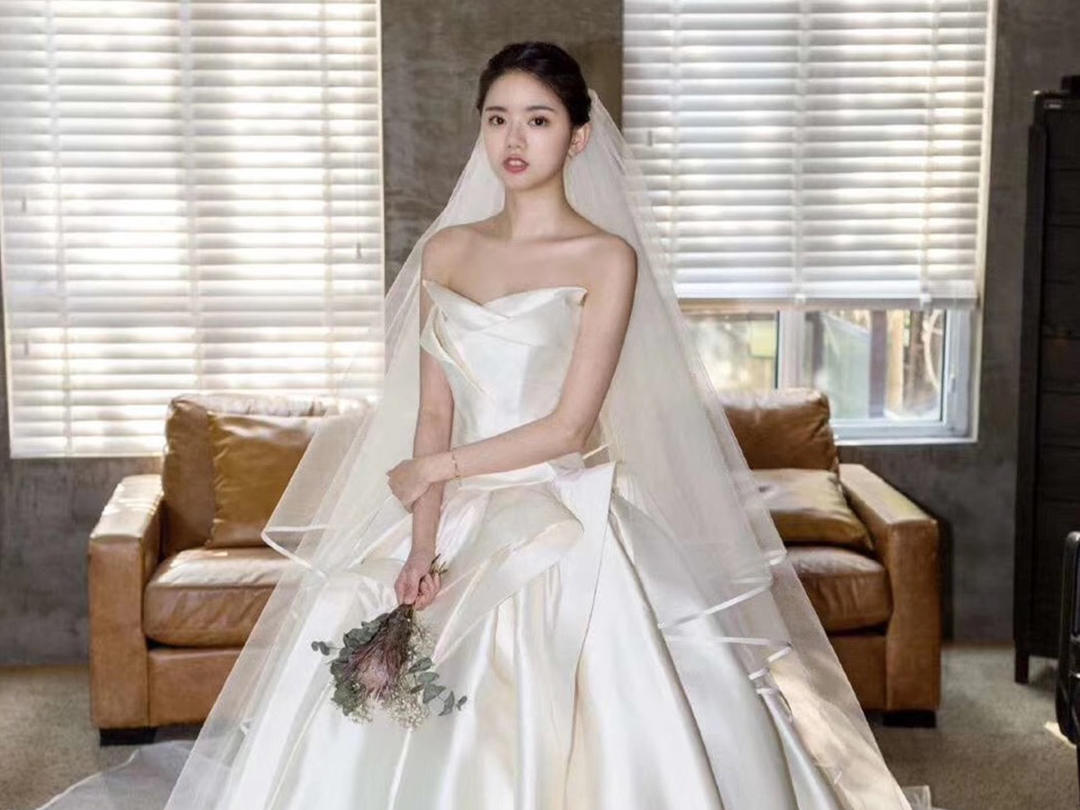 Seven号婚纱礼服 甄选婚纱租赁套餐