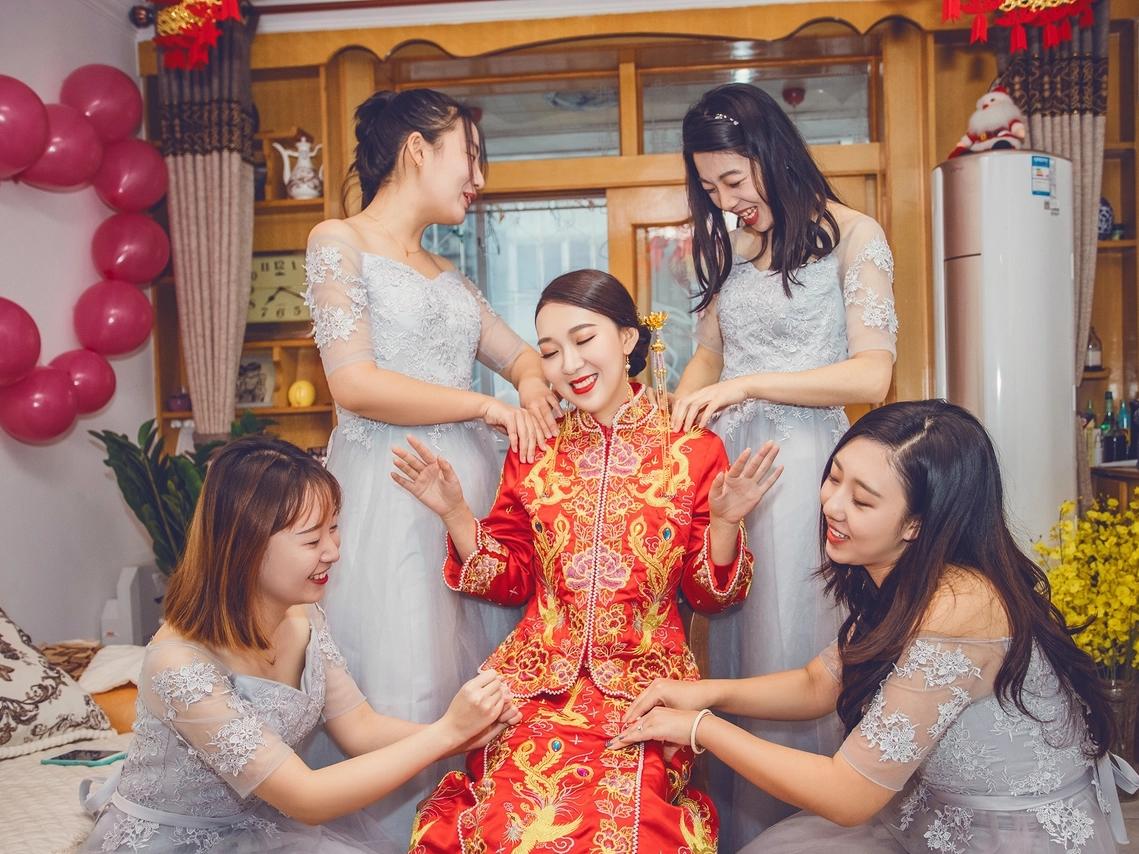 郑州芊悦美妆新娘早妆宴请妆容造型或新郎+妈妈妆