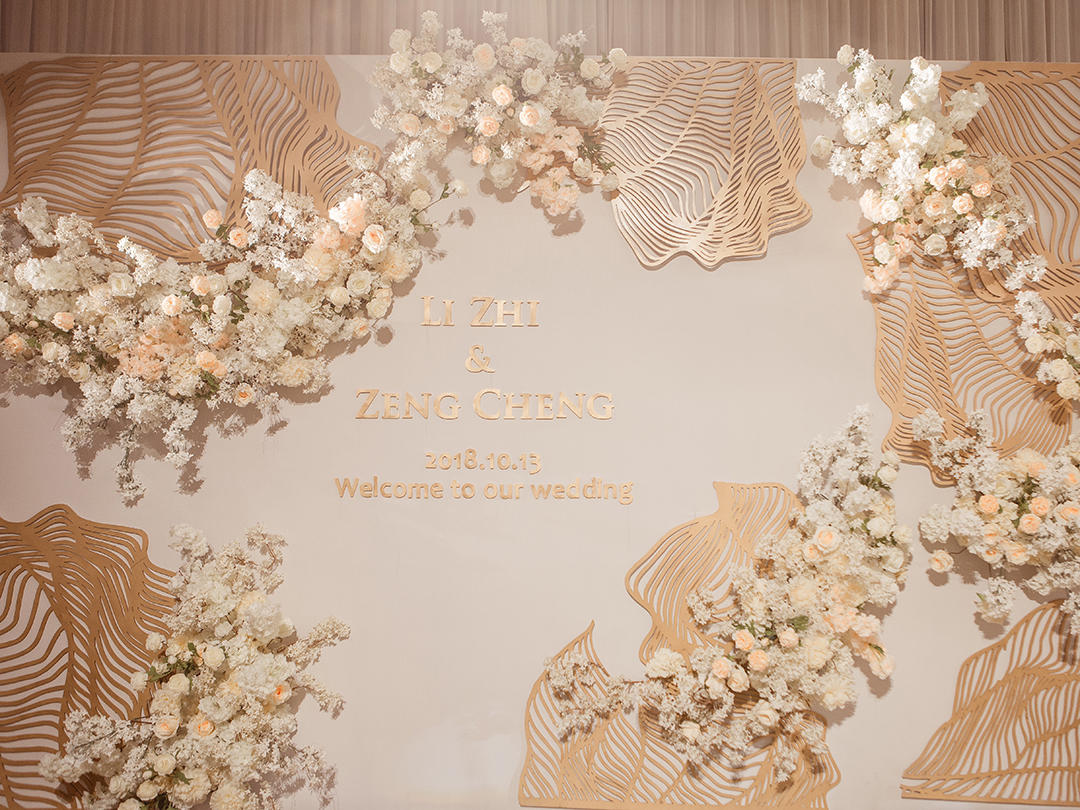 「巴黎春天」：唯美、主题婚礼、超值特惠送四大金刚