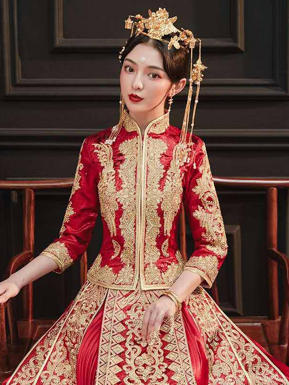 2020秋冬新款缎面主纱秀禾服敬酒服带跟妆三件套