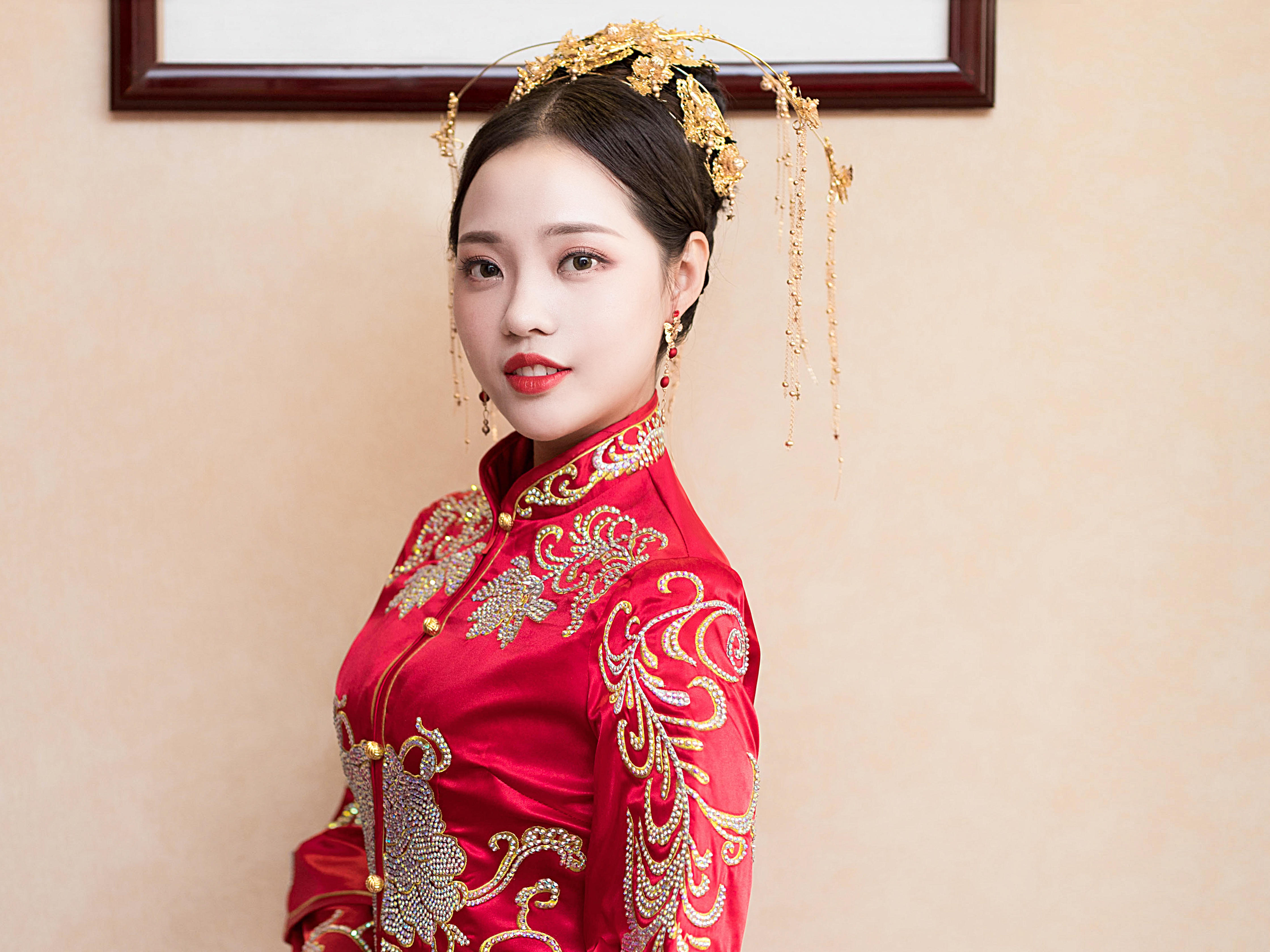 CoCo美妆 首席化妆师档  三服+三造型