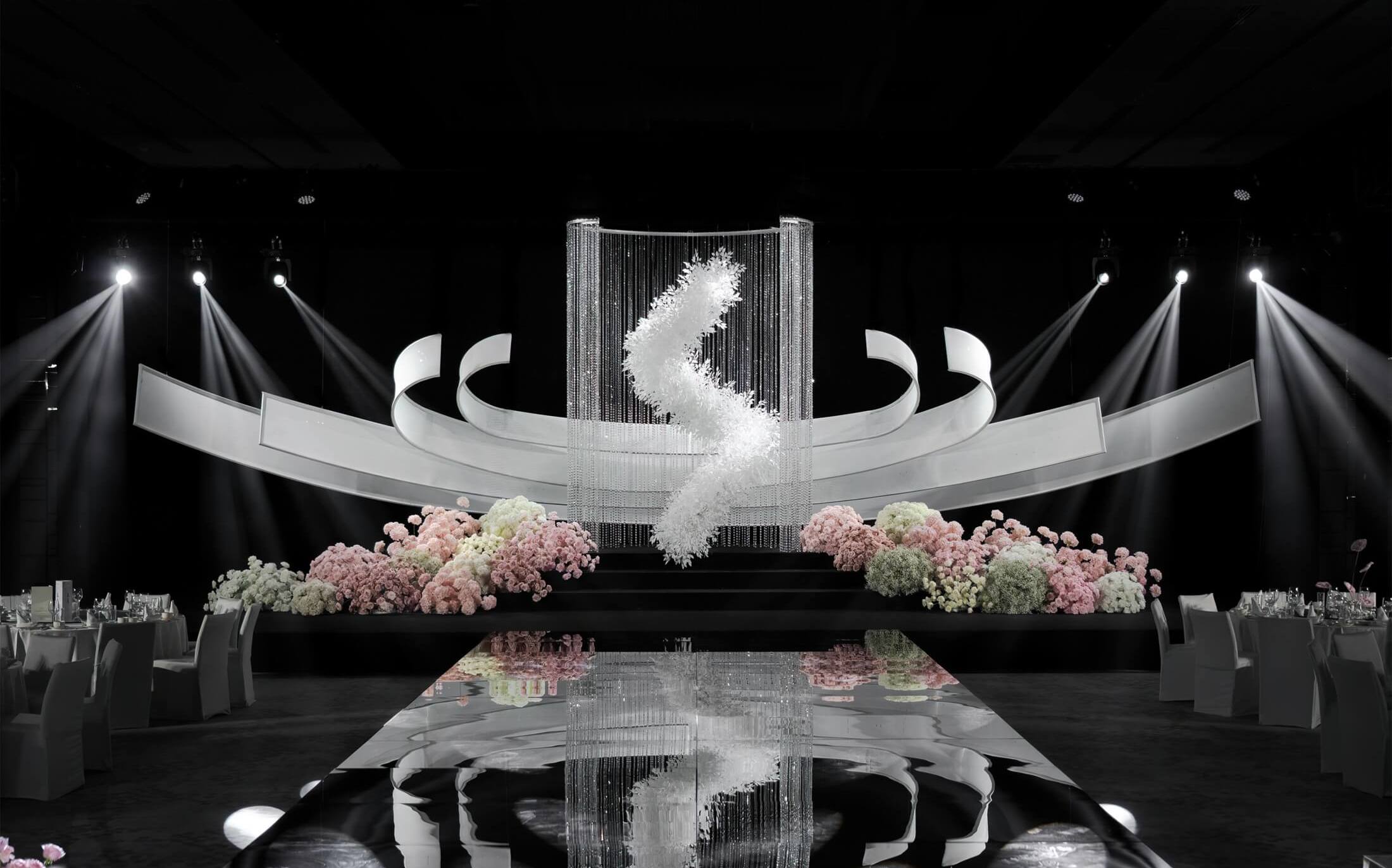 『初见婚礼定制』质感沉浸式白粉色婚礼