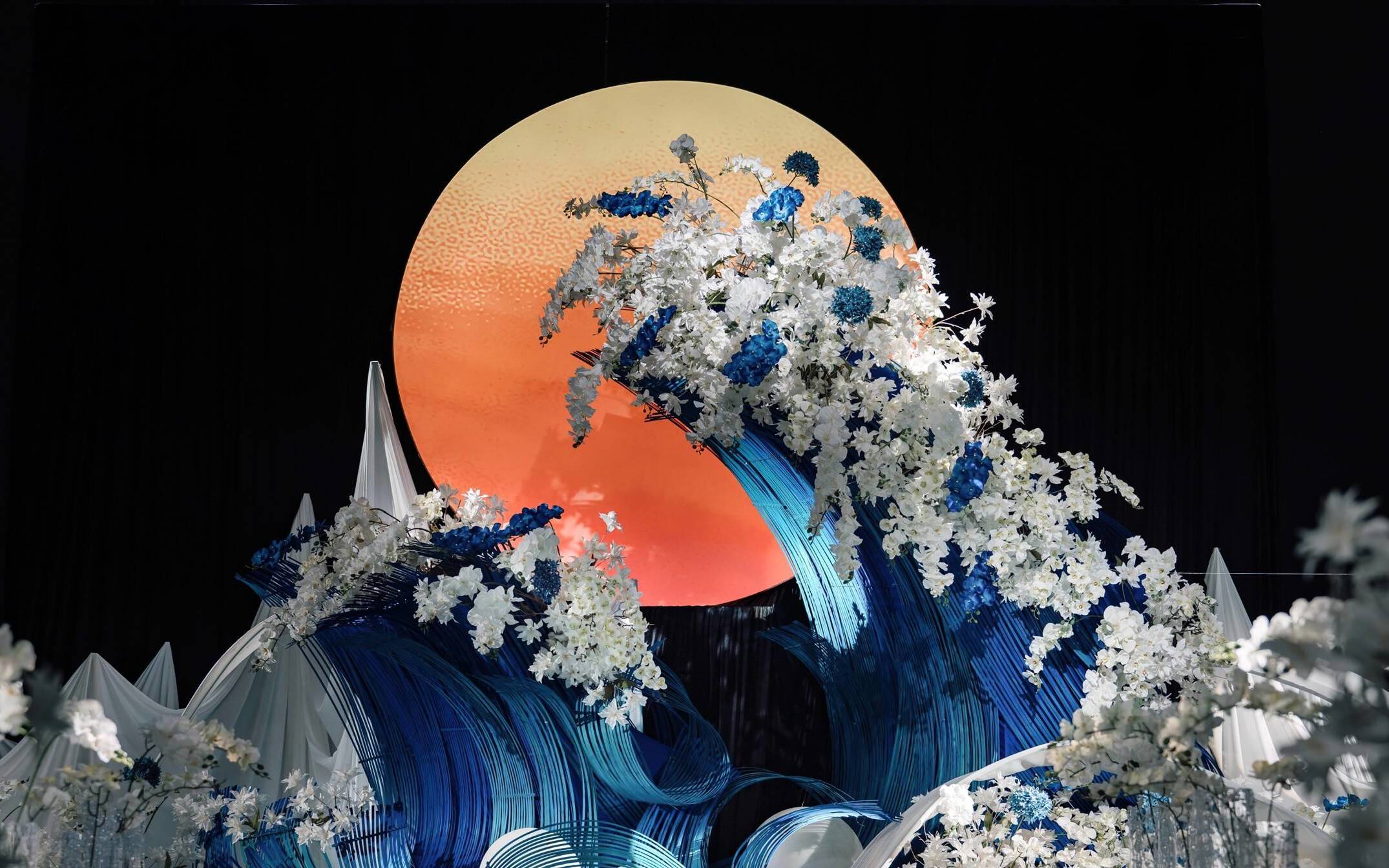 蓝海归辰