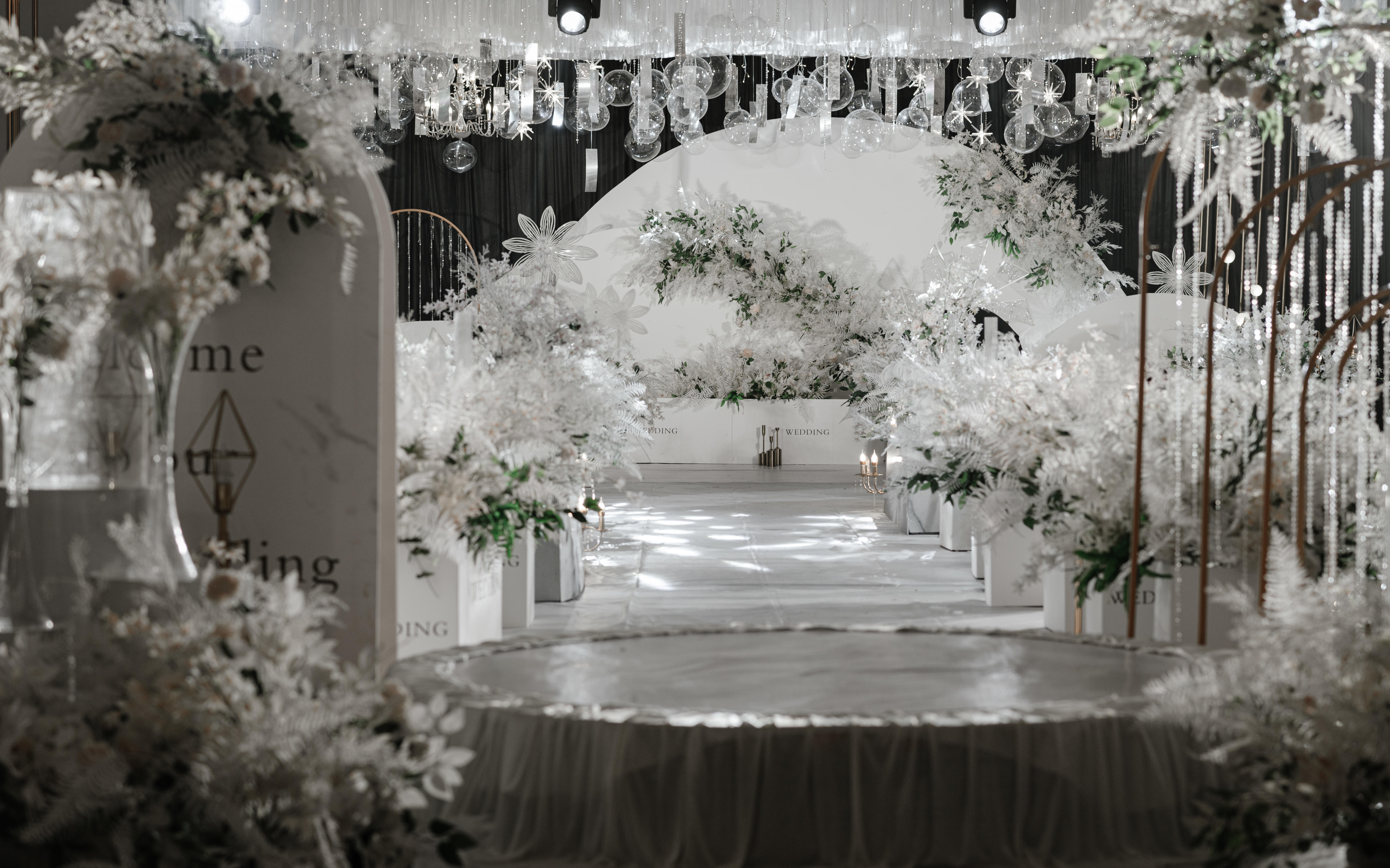 室內(nèi)紫云閣