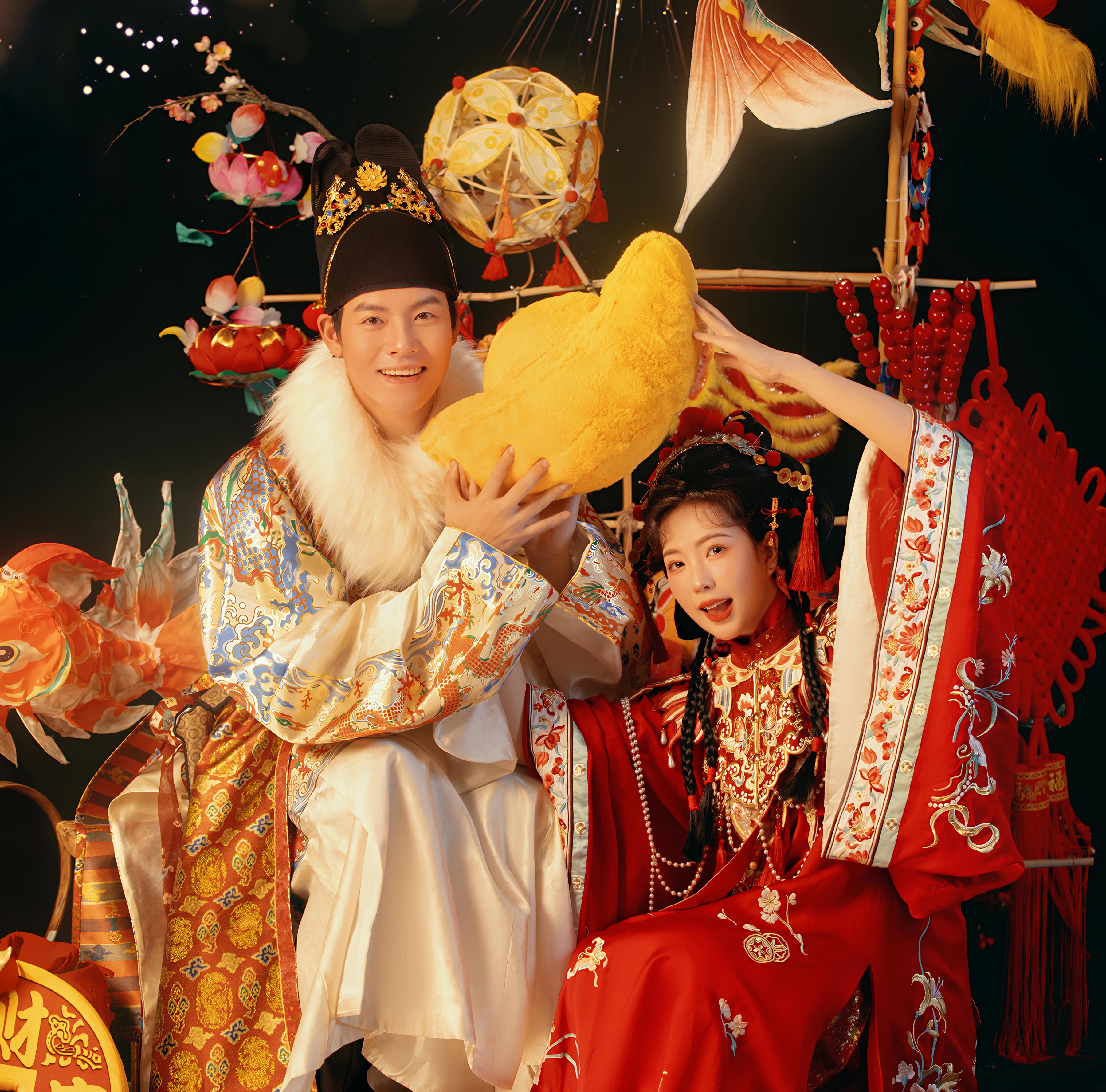 ✨码住这套汉服婚纱照！端庄大气不踩坑~