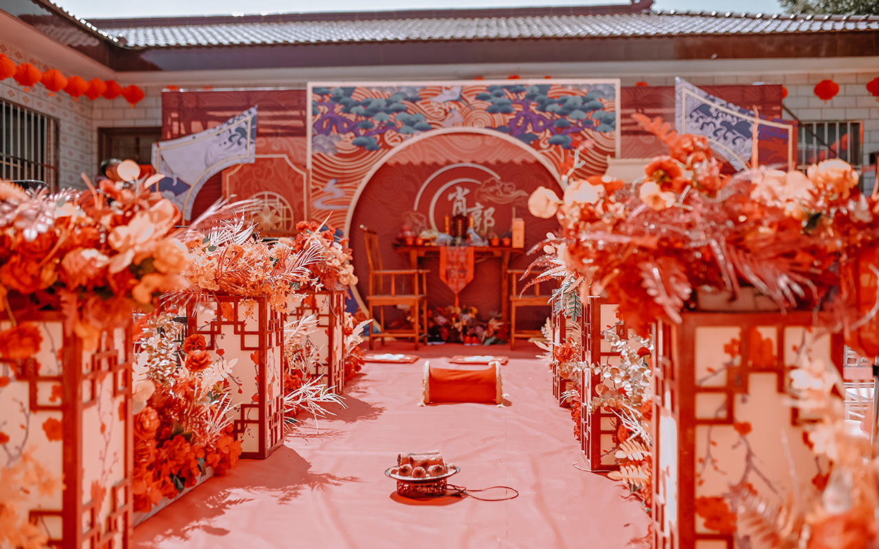 美卡婚礼—户外庭院—爆款千元中式婚礼