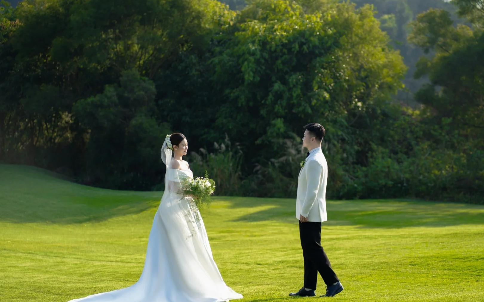 韓系草坪婚紗照