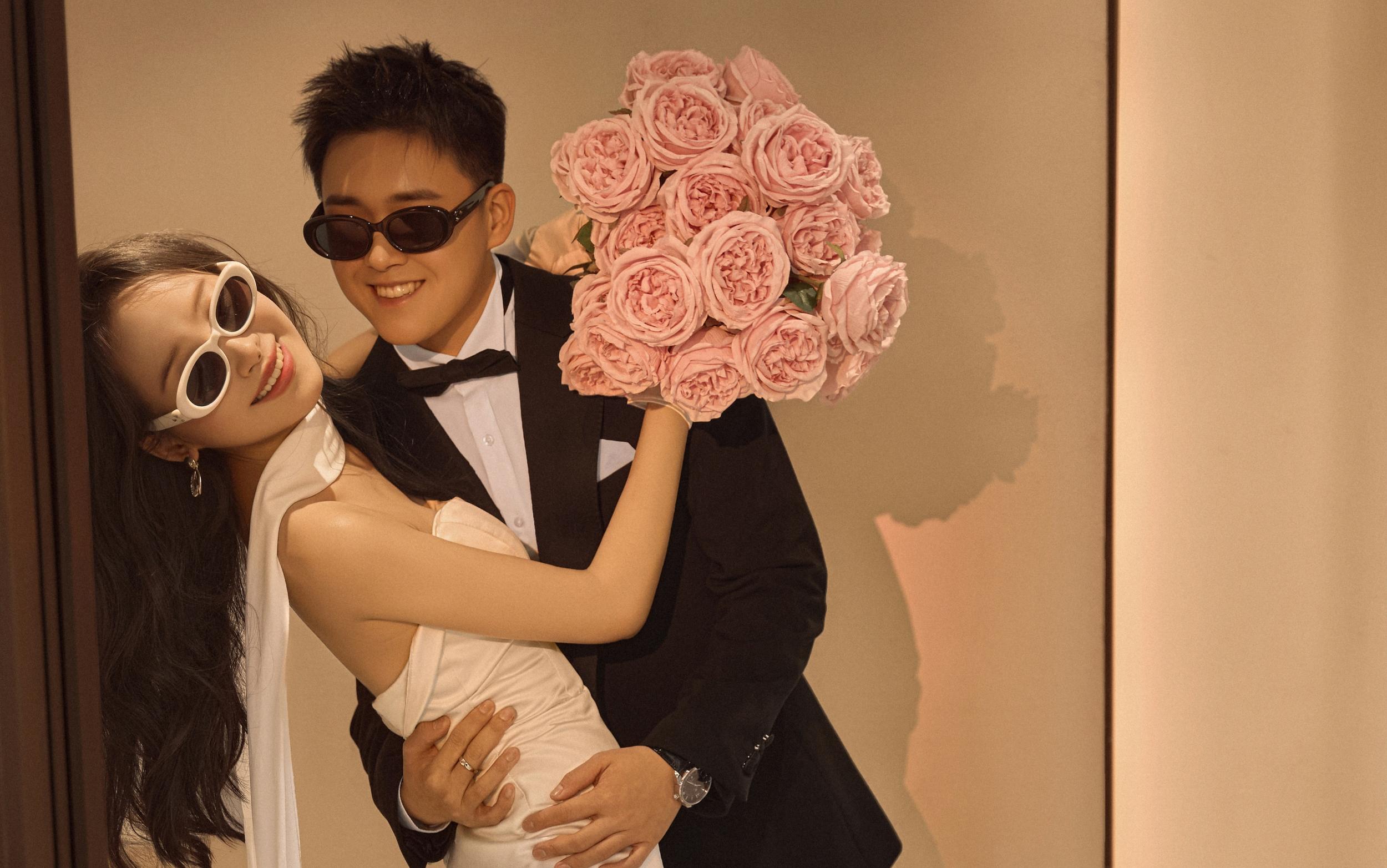 花瓣摄影•电影感婚纱照