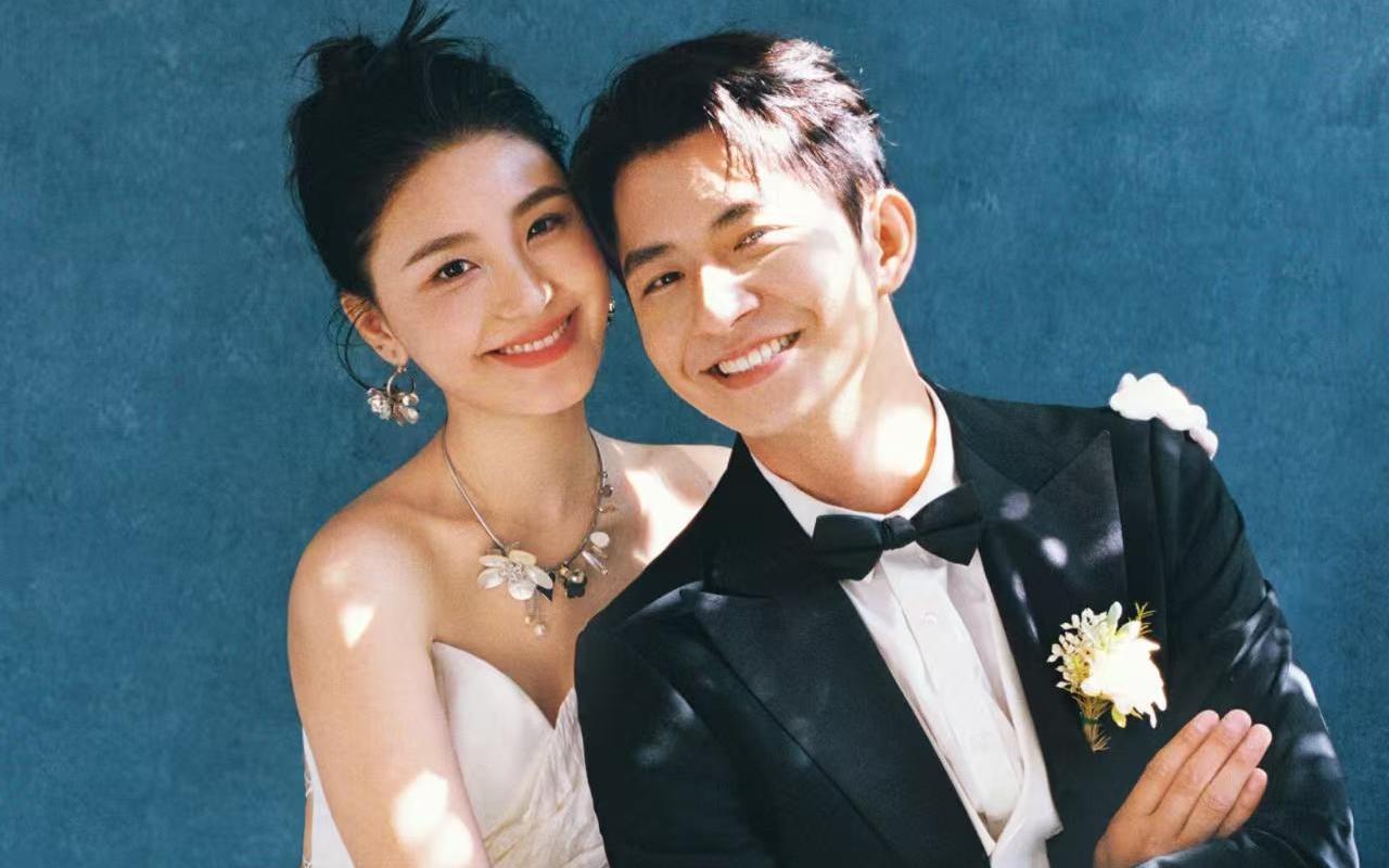 一天看十遍！小众复古蓝婚纱照超出片🤩