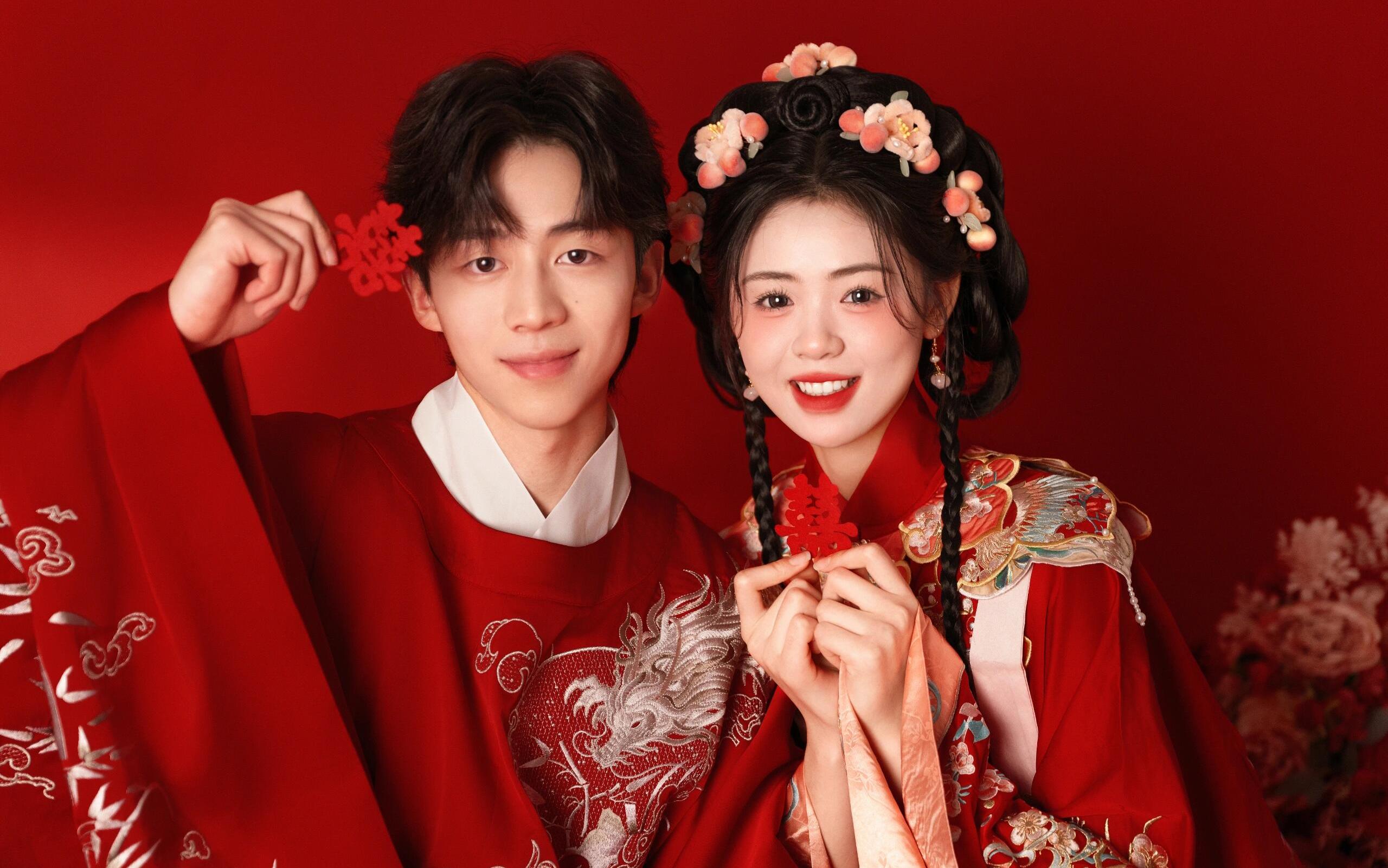 【 00后追著問的漢服婚紗照】