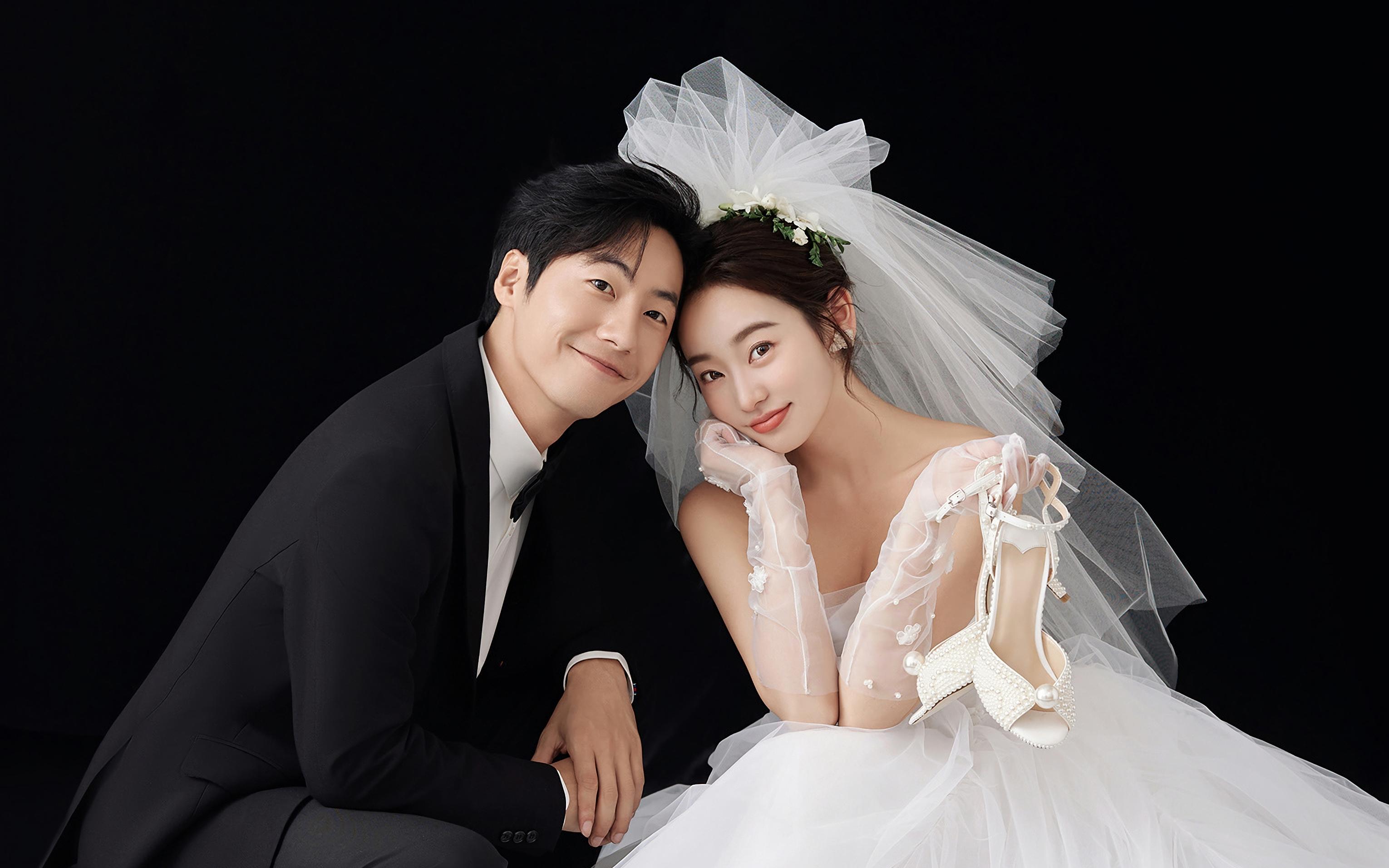 【施华洛摄影】黑背景胶片风婚纱照