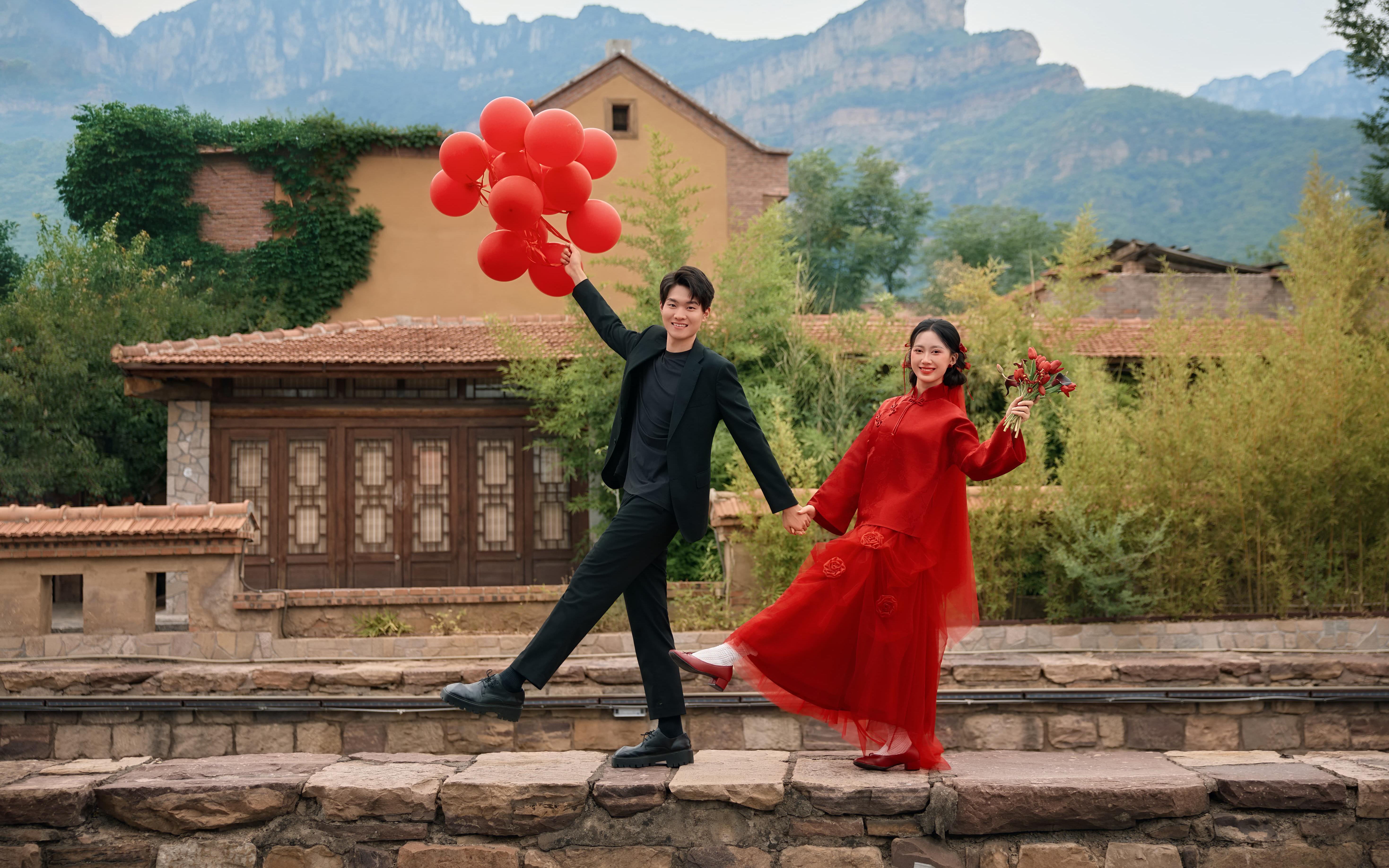 純客片丨00后新娘本命婚紗照丨熱烈東方紅