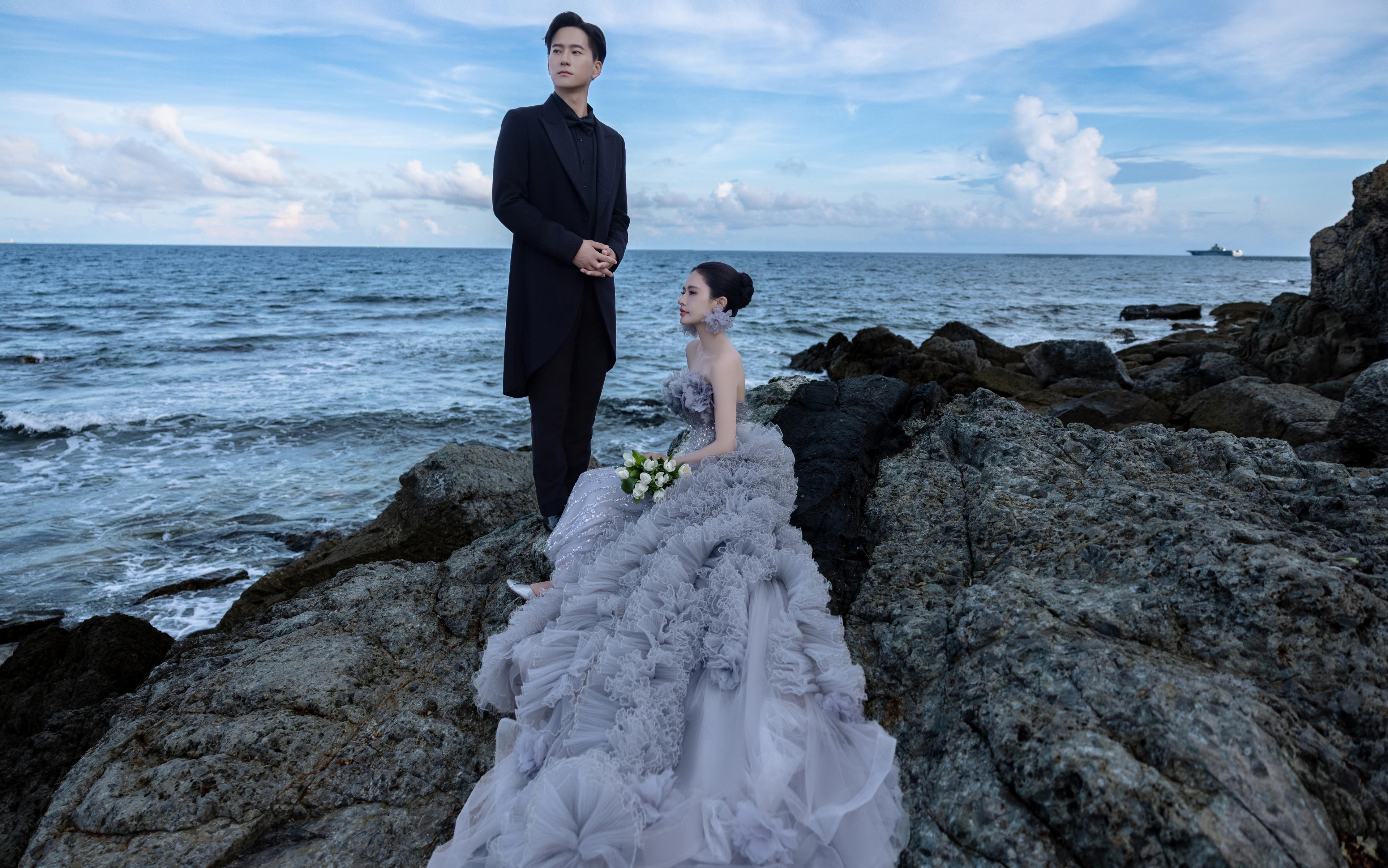 【法式印象】全网超火的礁石海景婚纱照直接封神了