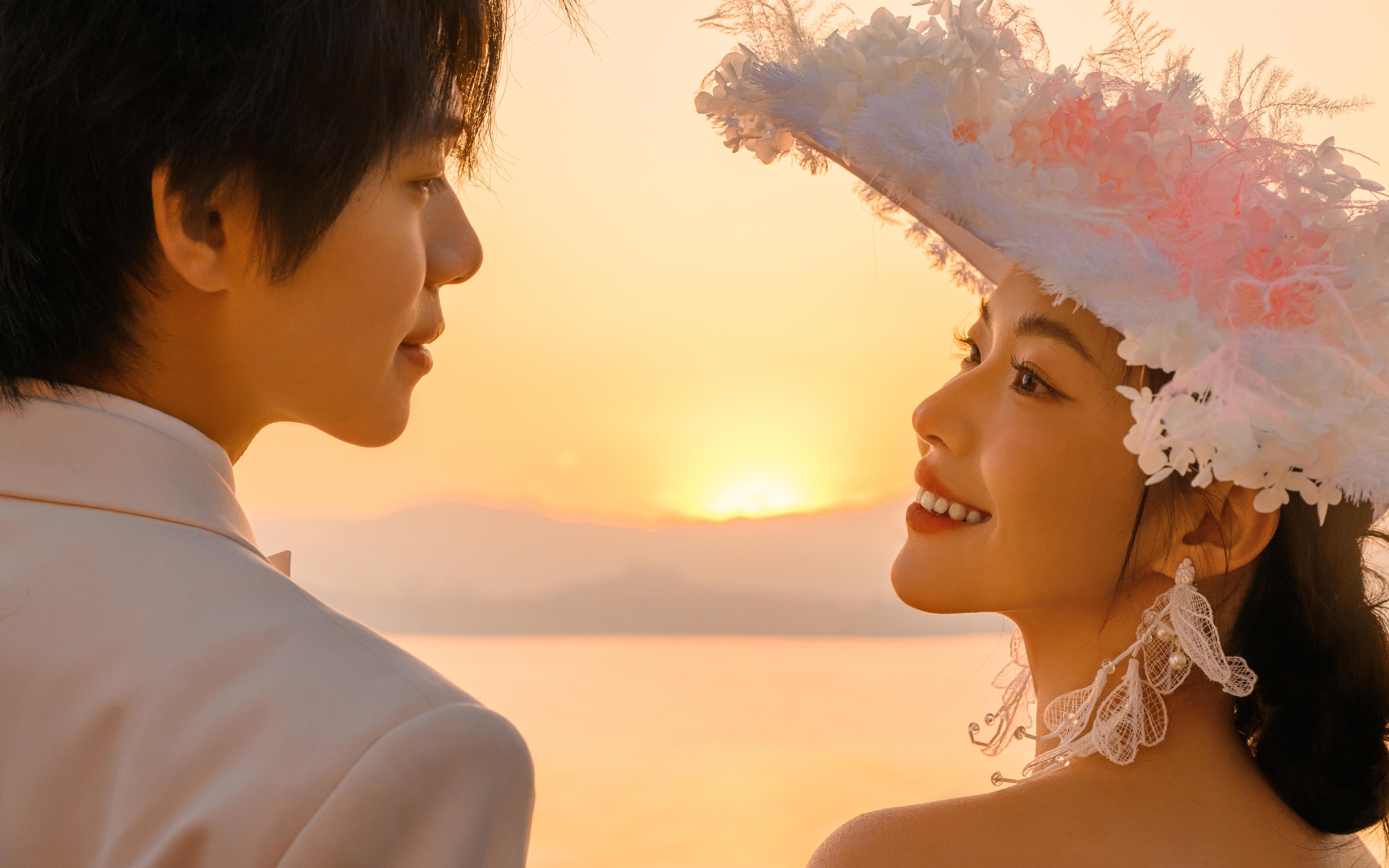 ??大理日出時嫁給愛情！這組婚紗照美到窒息??