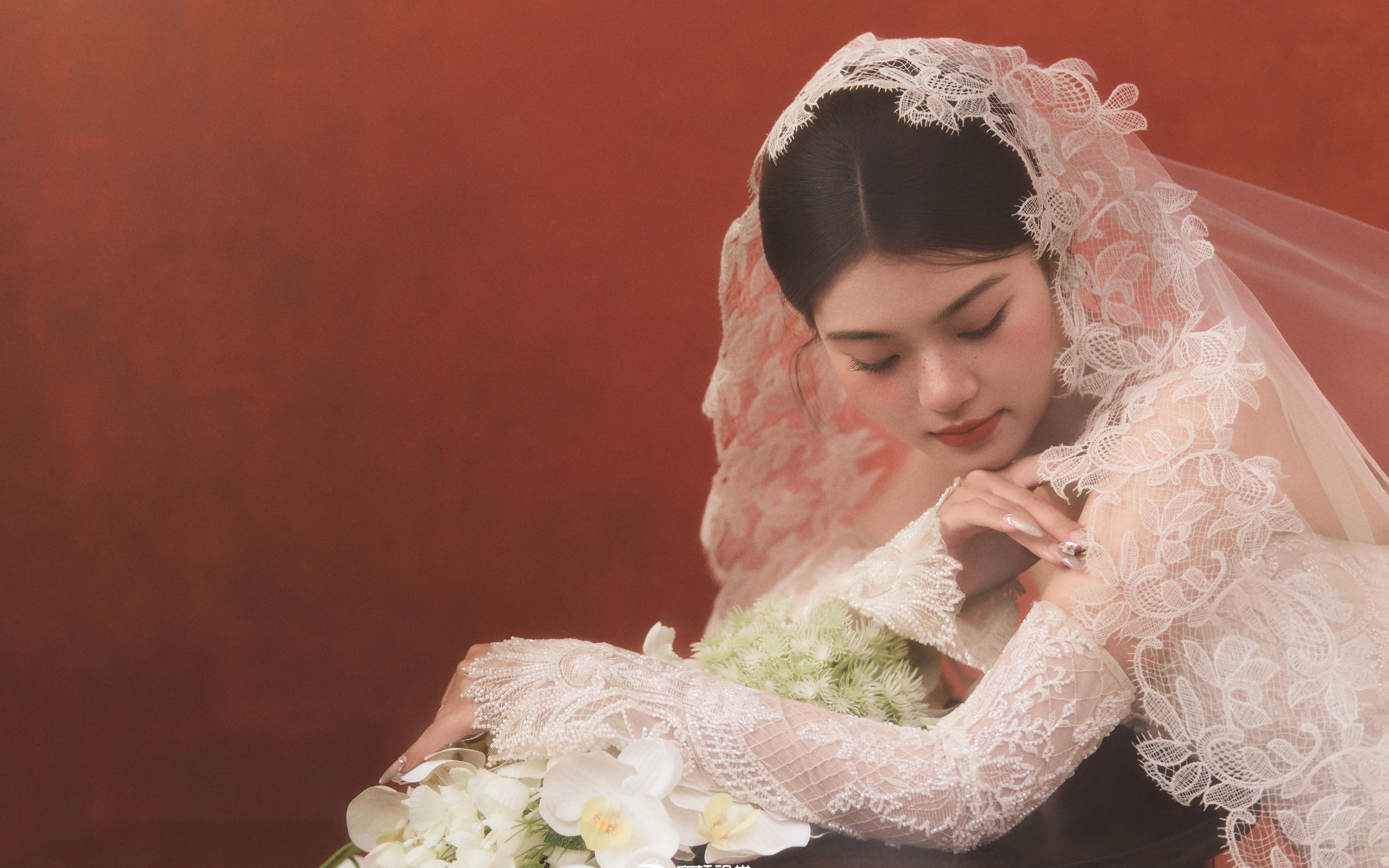 很难不心动，强推这组轻复古婚纱照