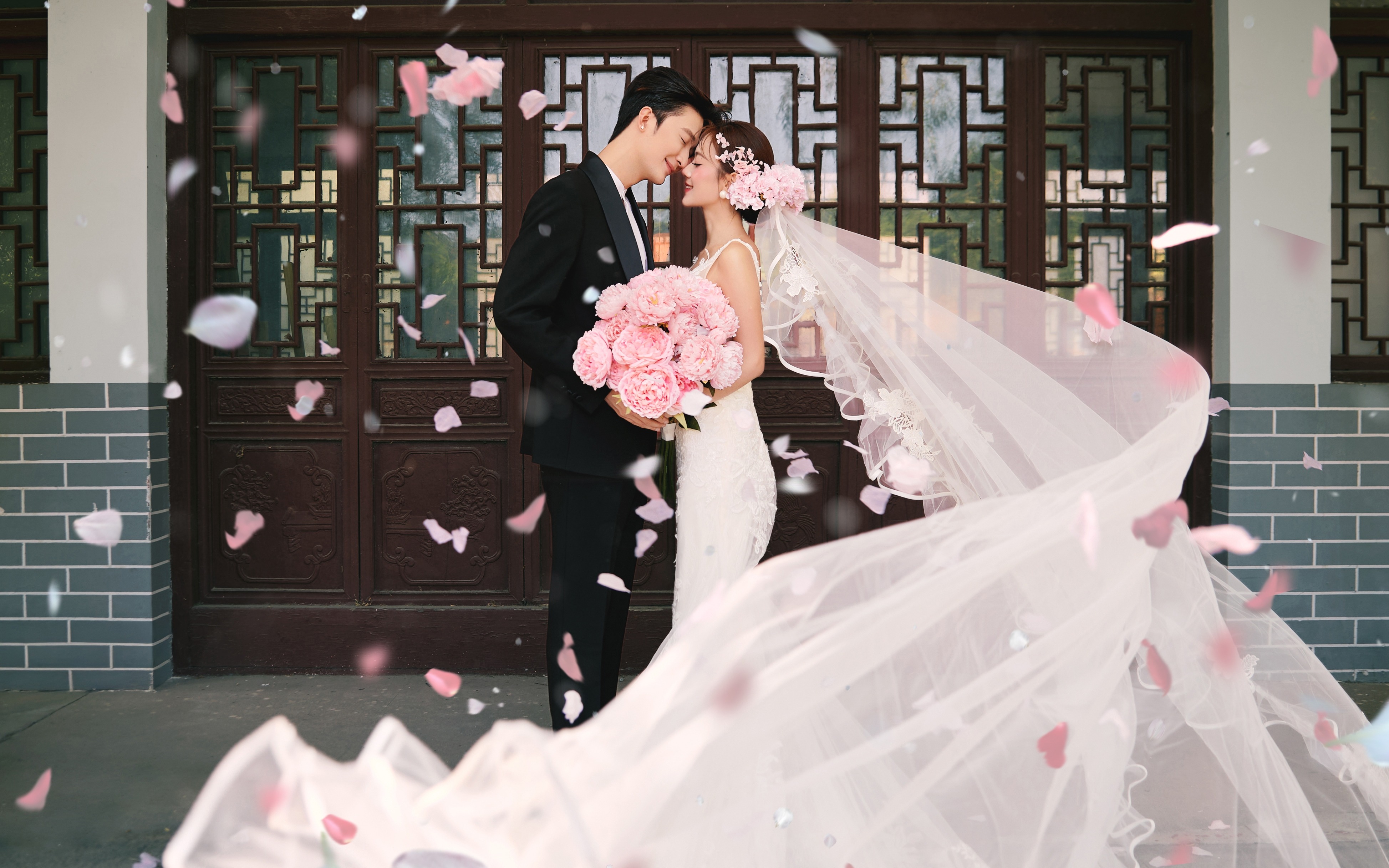中式花瓣雨园林