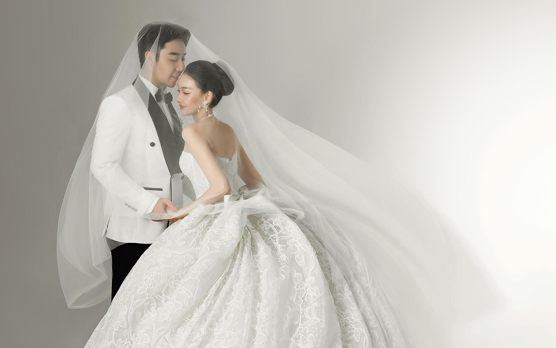 【真实客片】主纱婚纱照丨吕小弟&锅巴