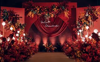 红色系布艺设计创意婚礼