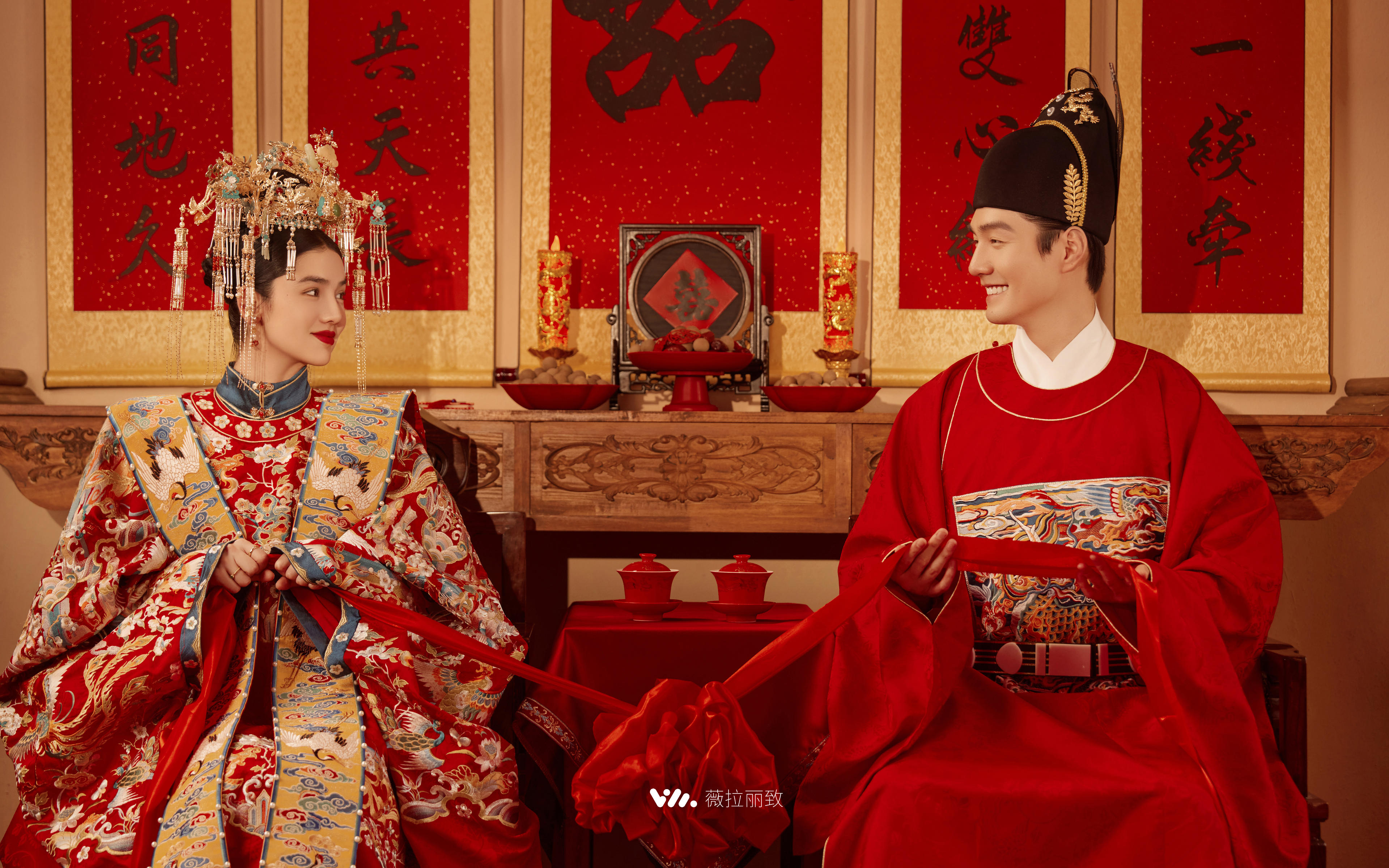 听妈妈的婚纱照选了明制汉服！果然有眼光🤩