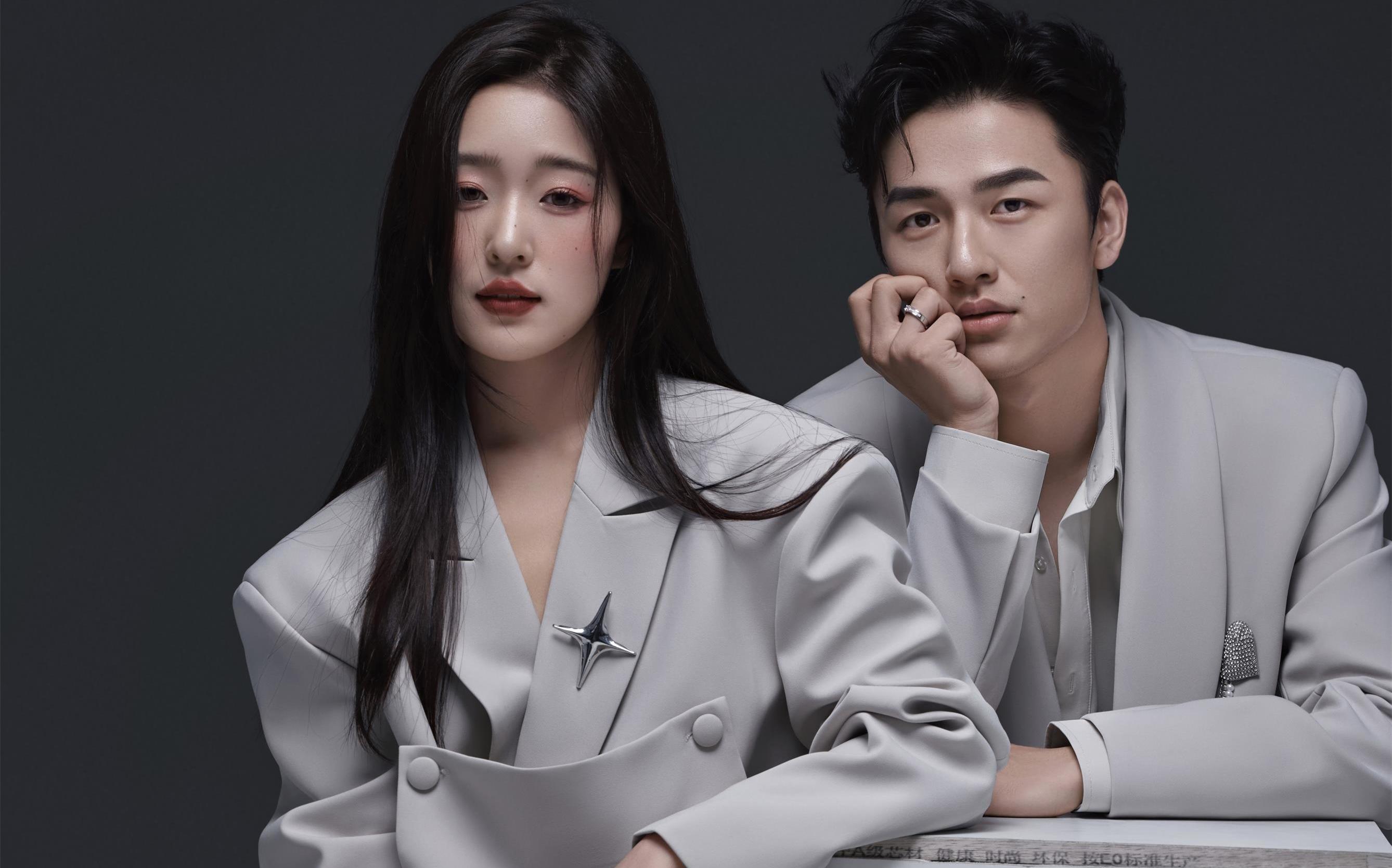 高级感爆棚的情侣西装婚纱照~龙游婚纱摄影