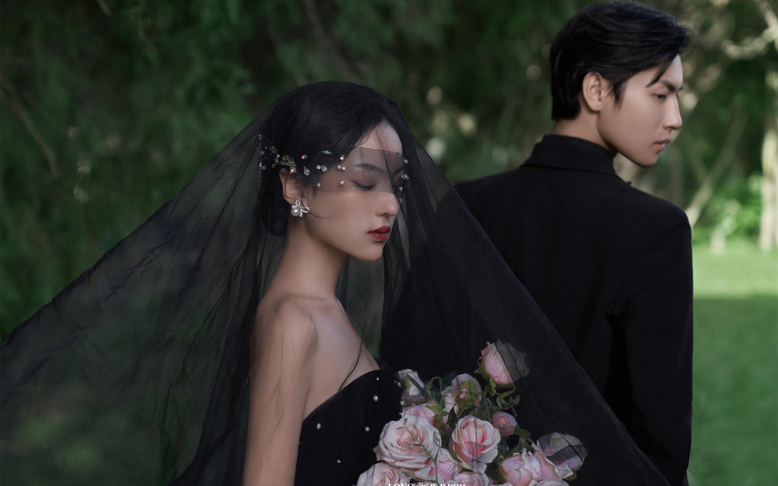 电影感大片🖤我的黑纱森系婚纱照也太美了吧