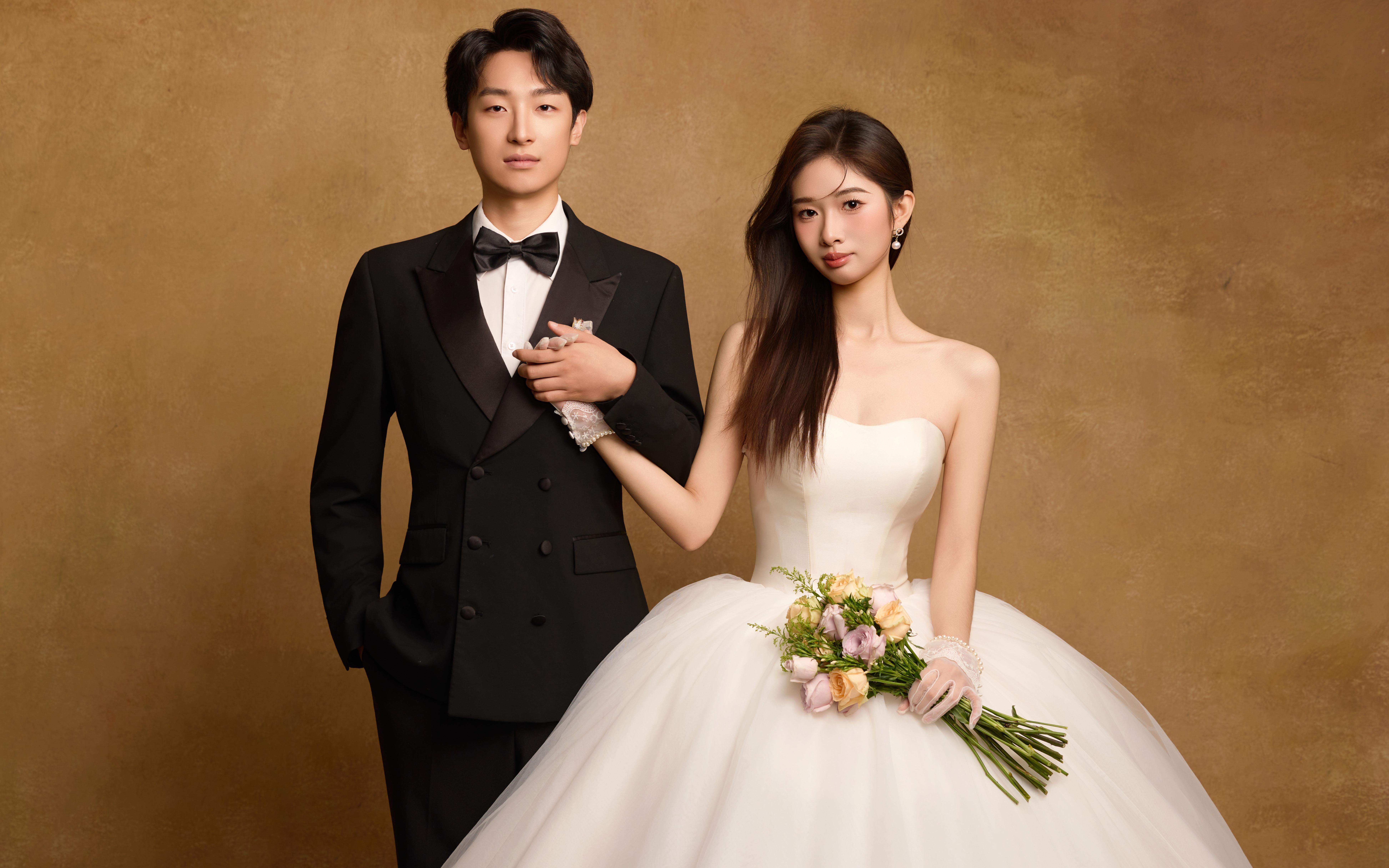 美出圈的主紗油畫風婚紗照