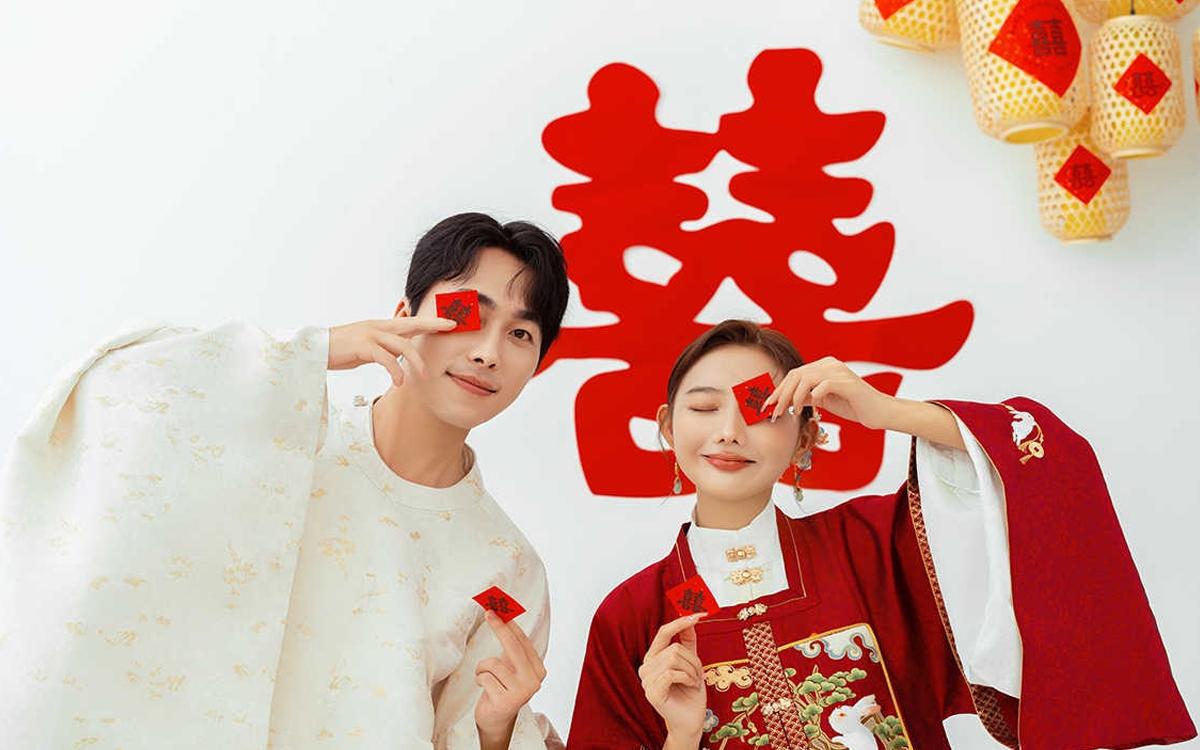復(fù)古囍嫁??俏皮喜慶的漢服婚紗照??