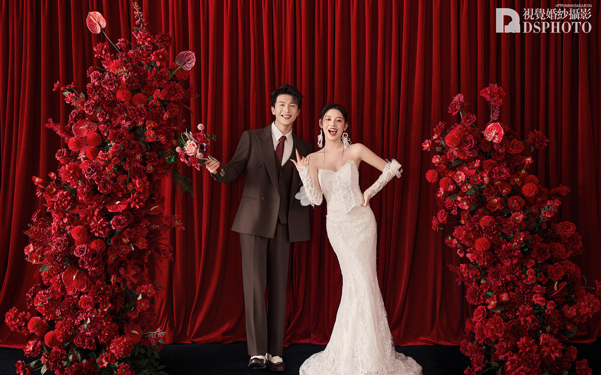 ????紅絲絨劇場｜港風(fēng)婚紗照，氛圍感殺瘋了??