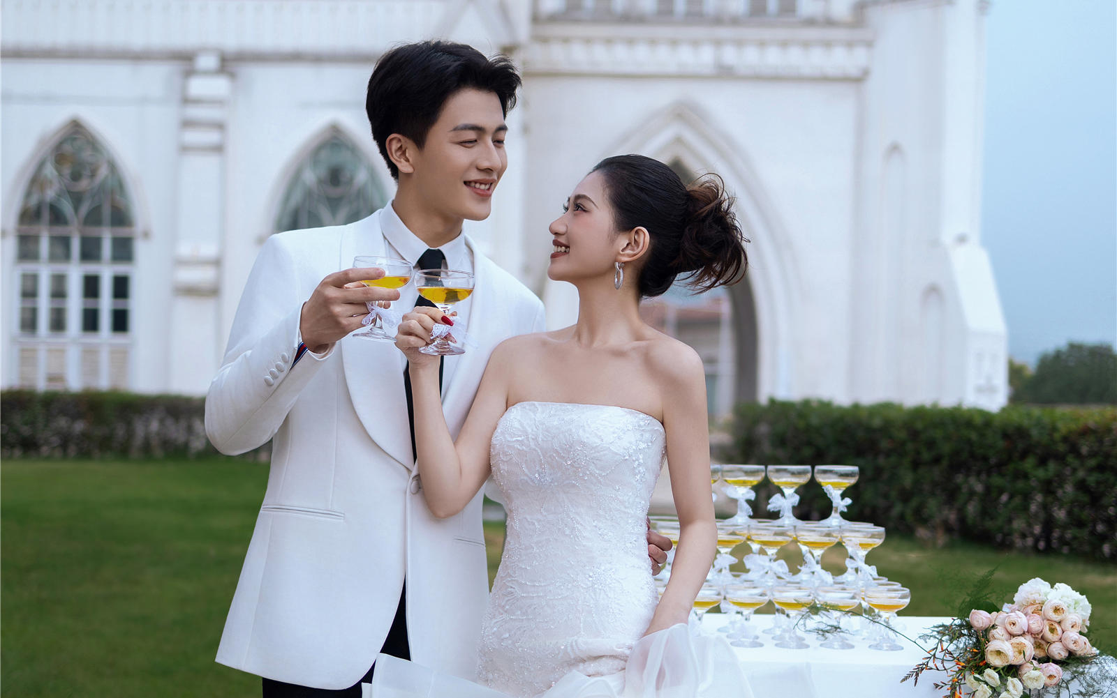 ?? 絕了！直接把婚禮儀式感拍進(jìn)婚紗照里??