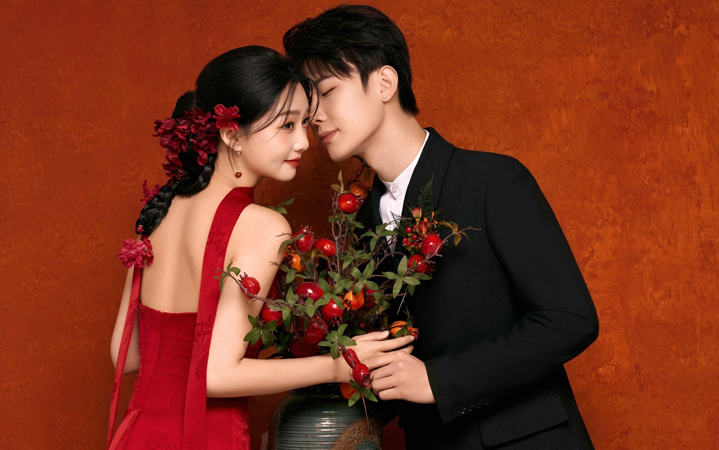 長(zhǎng)輩也喜歡的新中式喜嫁婚紗照??