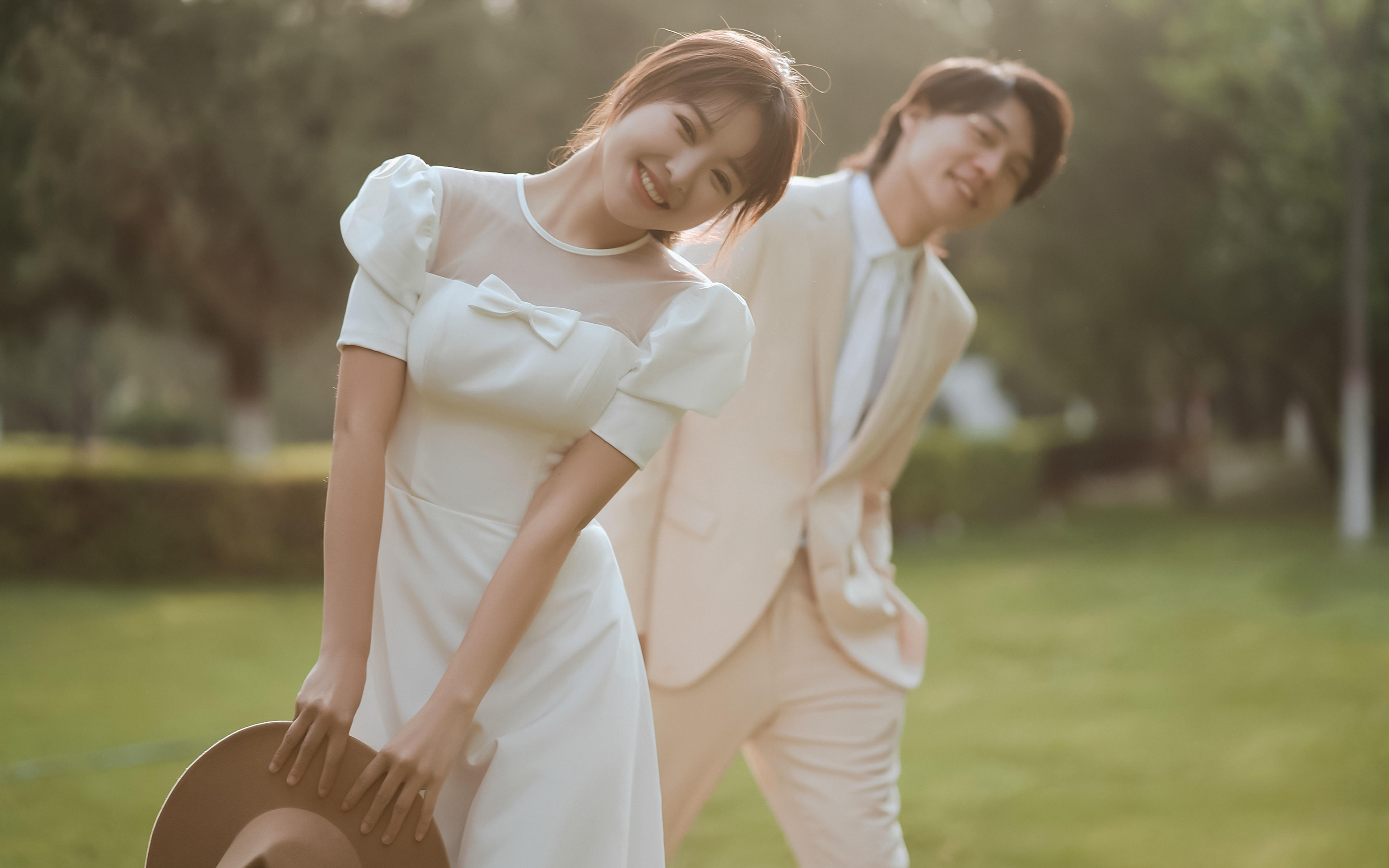 生命力max❗拍了年轻人超爱的韩式草坪婚纱照