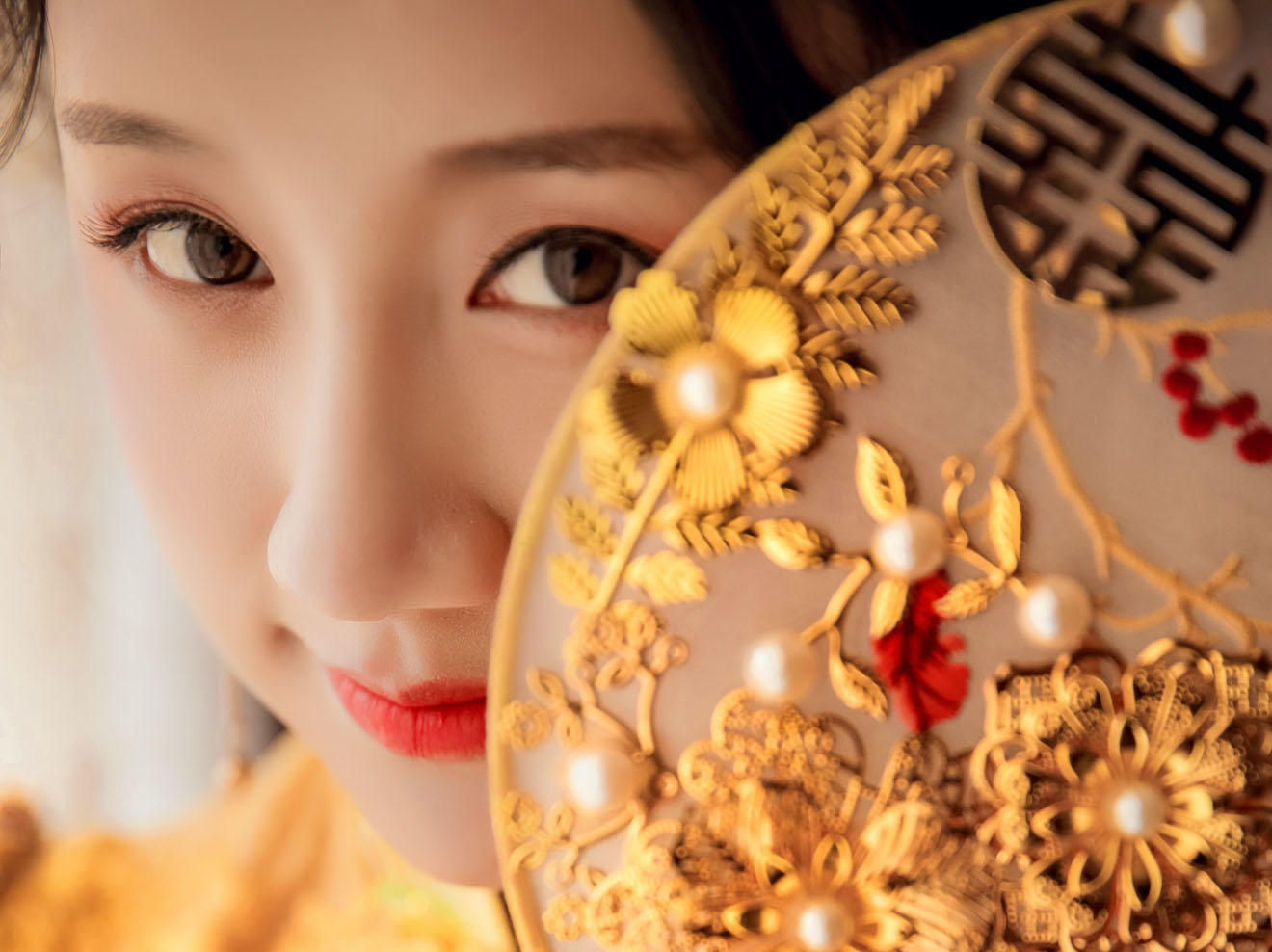 8件套 婚纱租赁套餐 998含：主纱 轻纱 秀禾