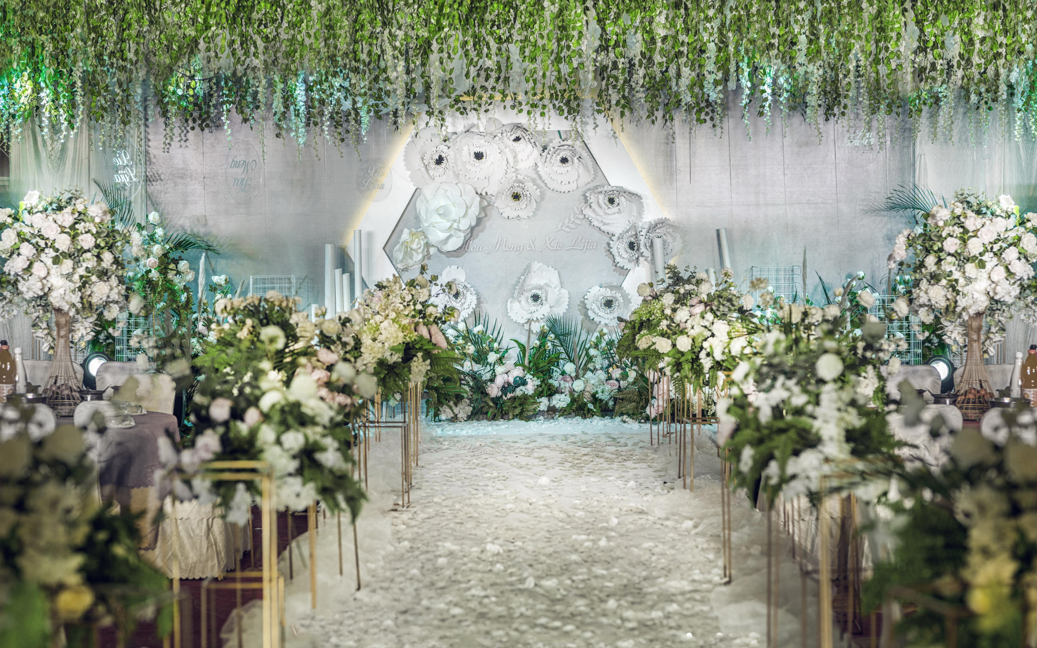 【蕊结婚礼】森系白绿色小清新婚礼简约静谧小型婚礼
