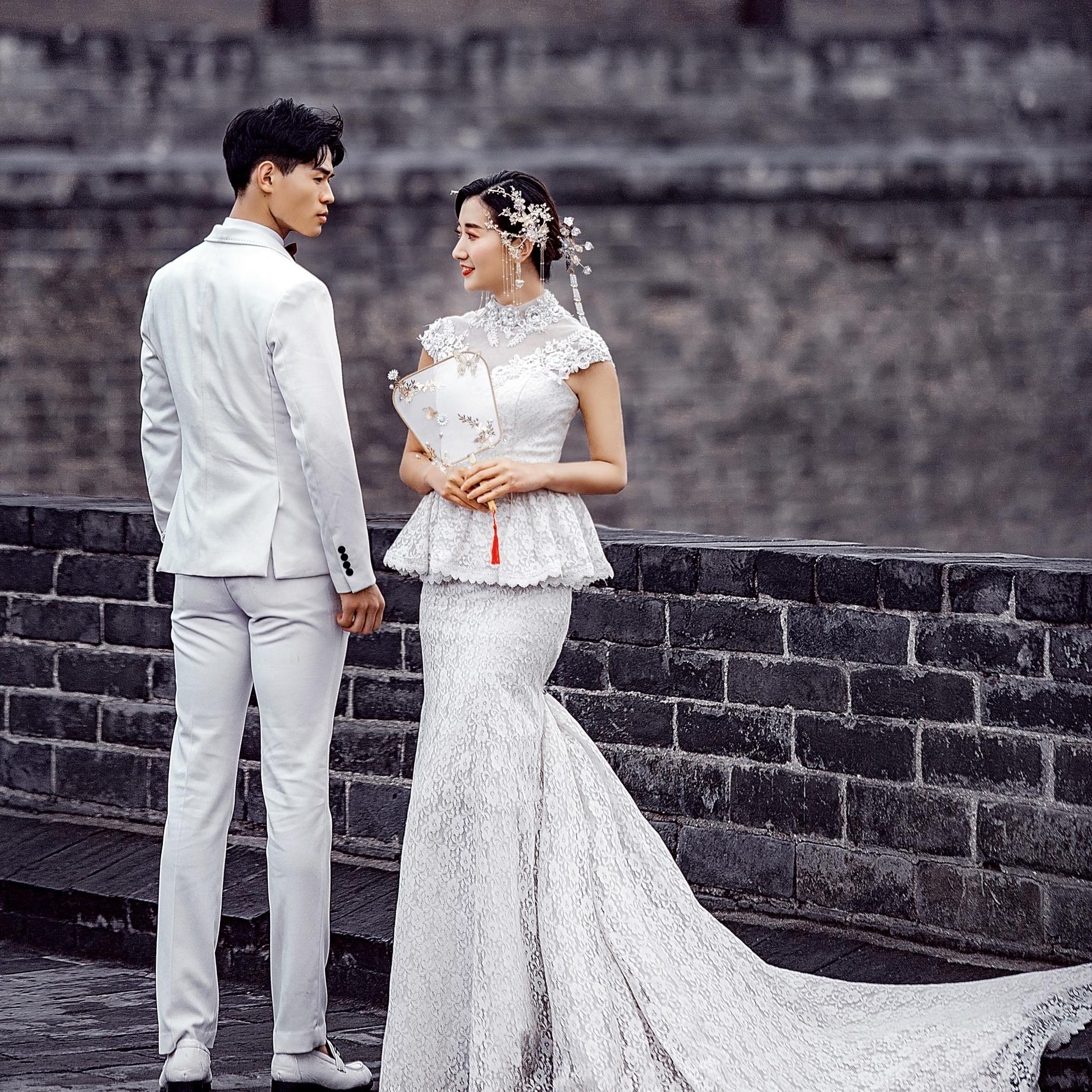 4699西安轻奢婚纱照送跟妆