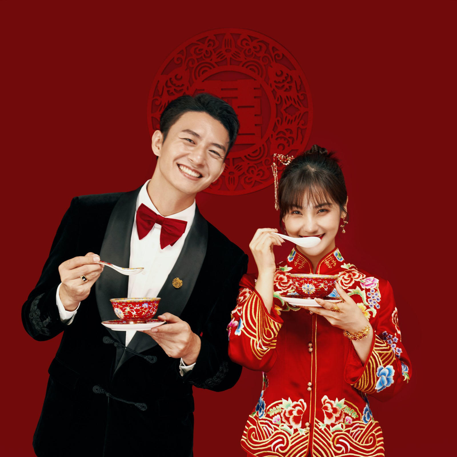 中式喜嫁婚纱照|底片全送+内外景双拍+风格任选