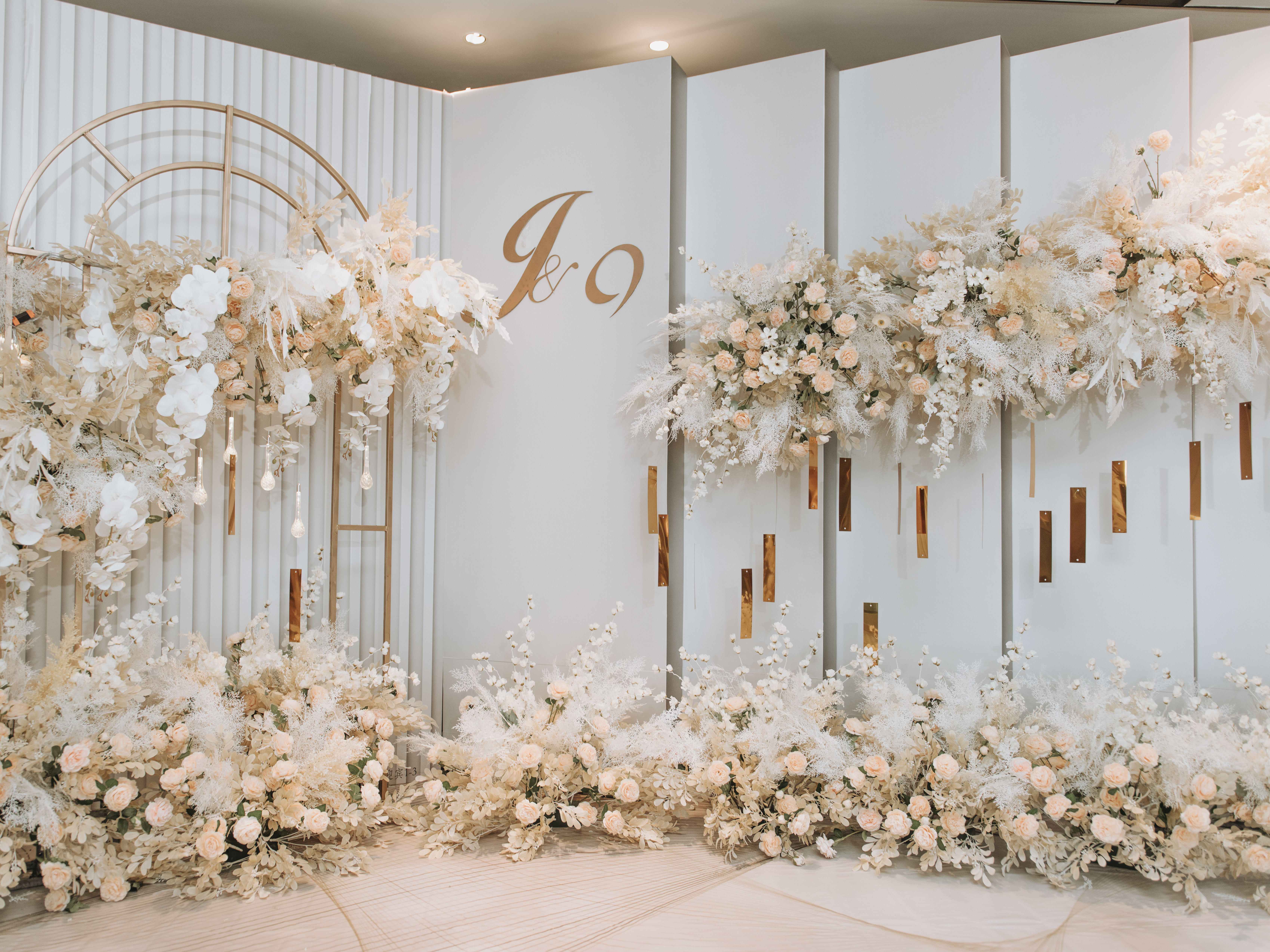 视觉上冲击/红黑水晶婚礼