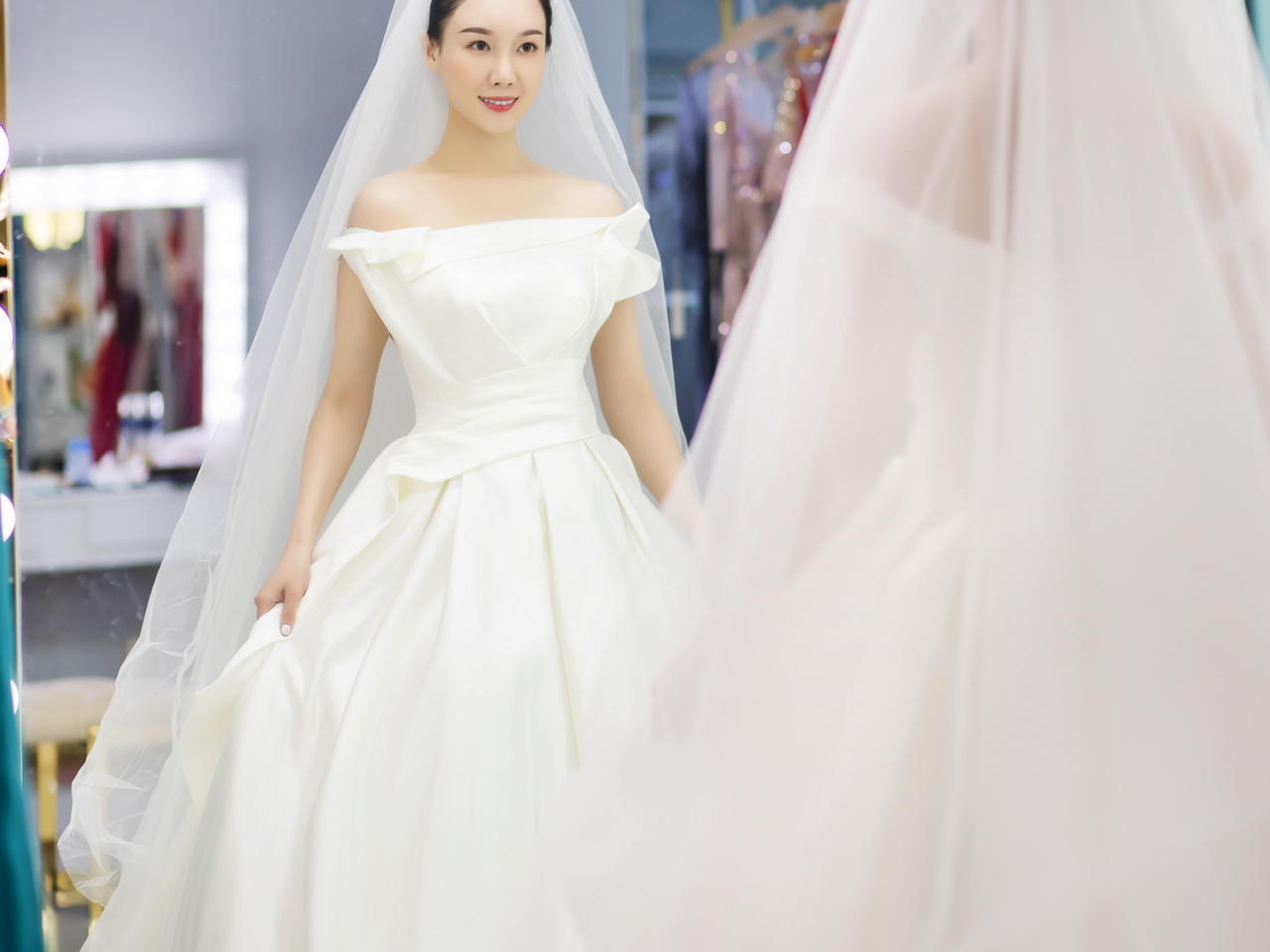 【泰华店】新娘跟妆+男妆定制+新娘全套货品