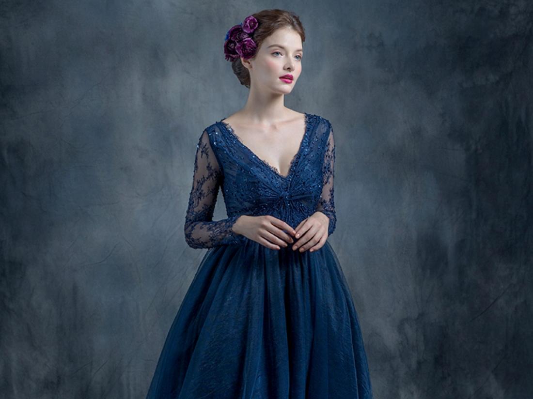 500多的年会礼服+妆容搭配套餐