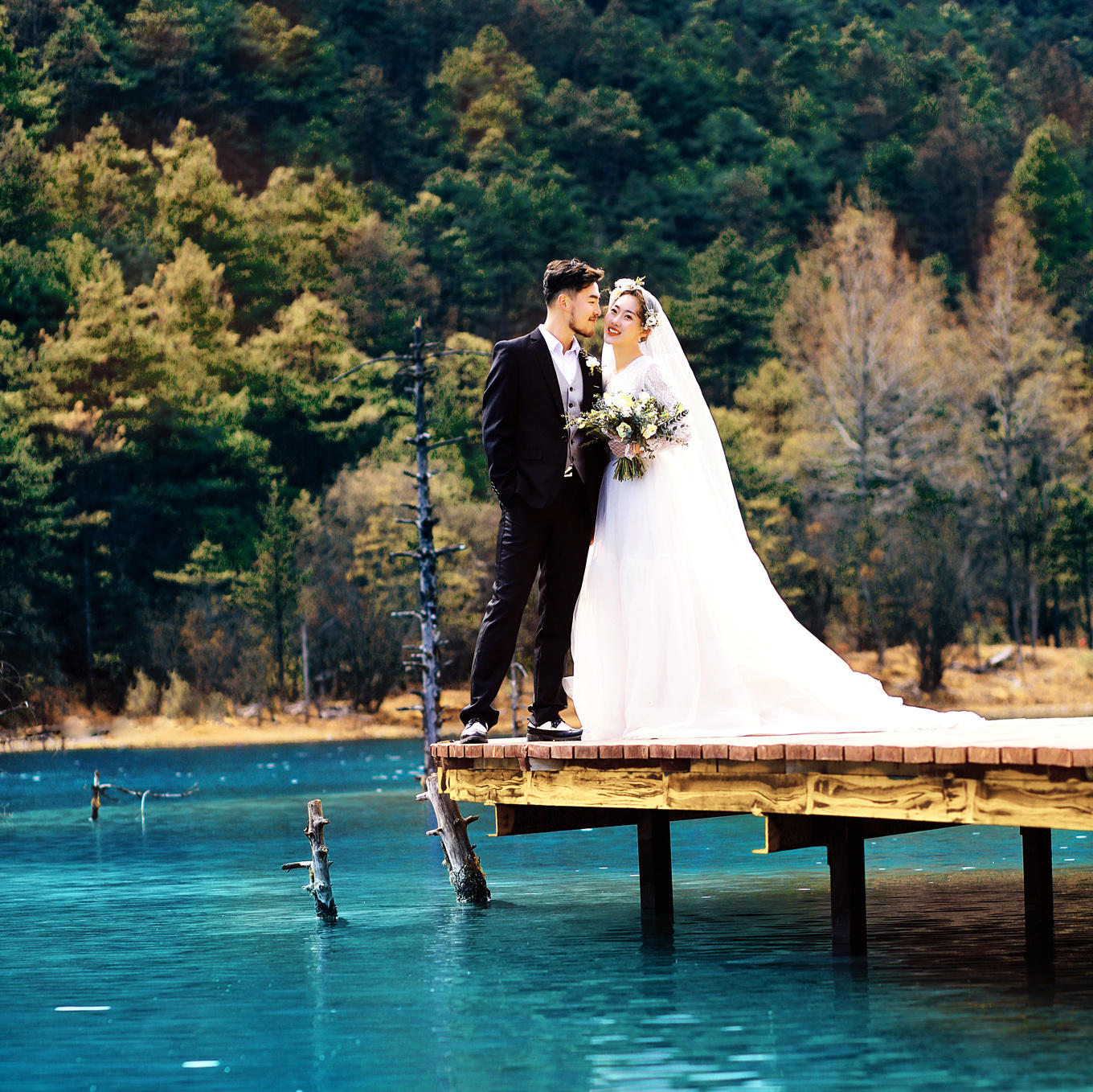 蓝月谷全景-3000机票补贴再减300