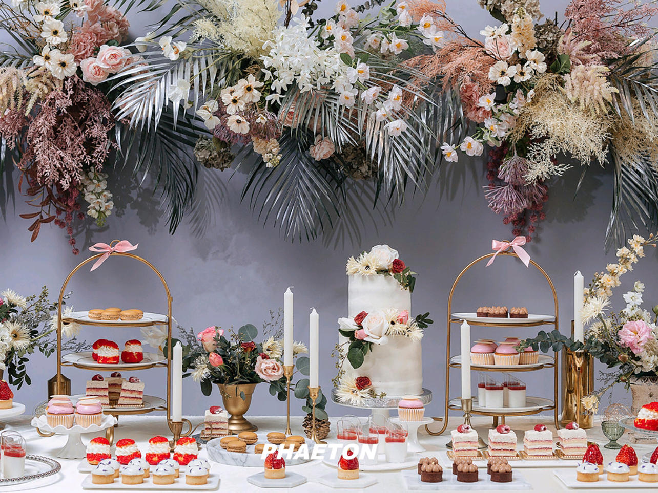 成都婚礼策划双双囍事婚礼馆室内粉色简约暗场ins