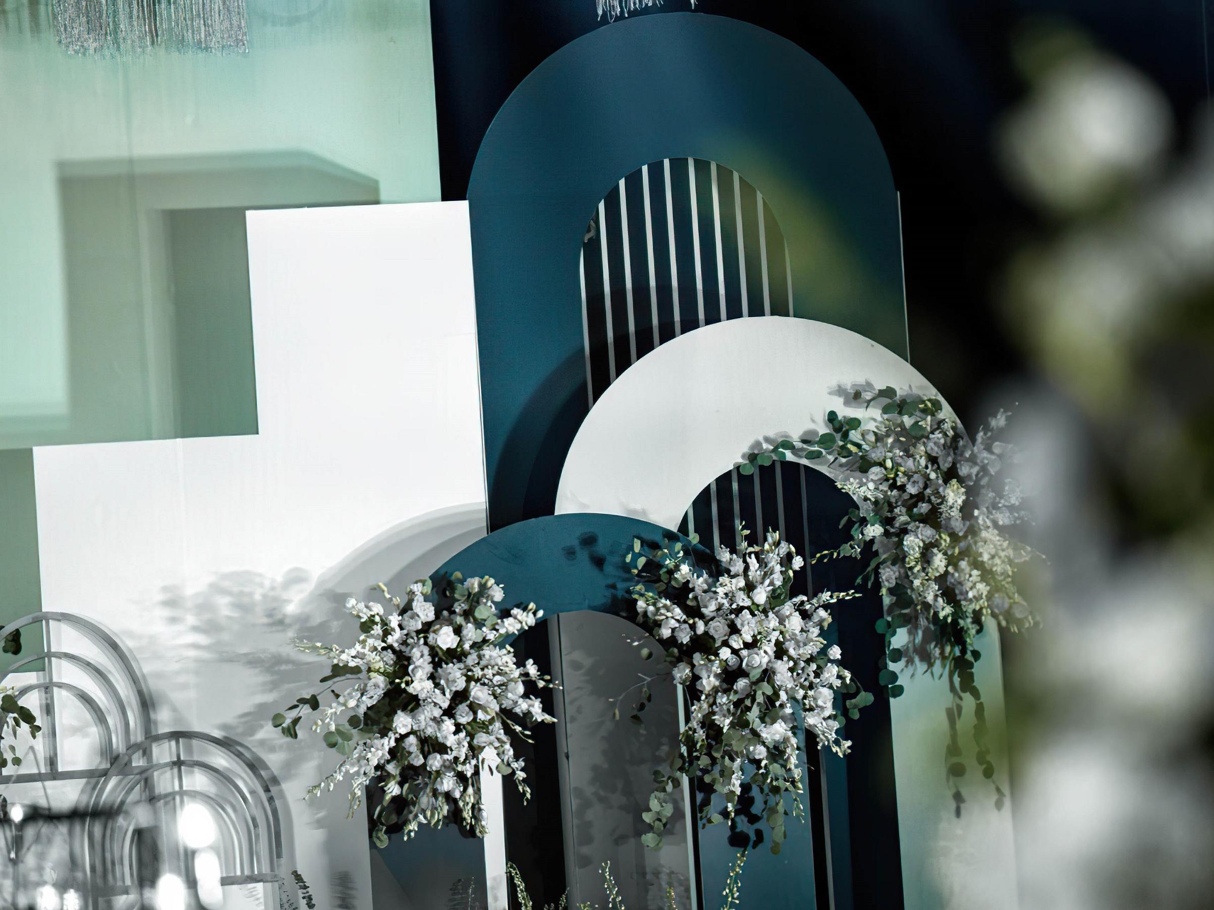 【汇梦】豪华梦幻灯光#含四大金刚+精致花艺