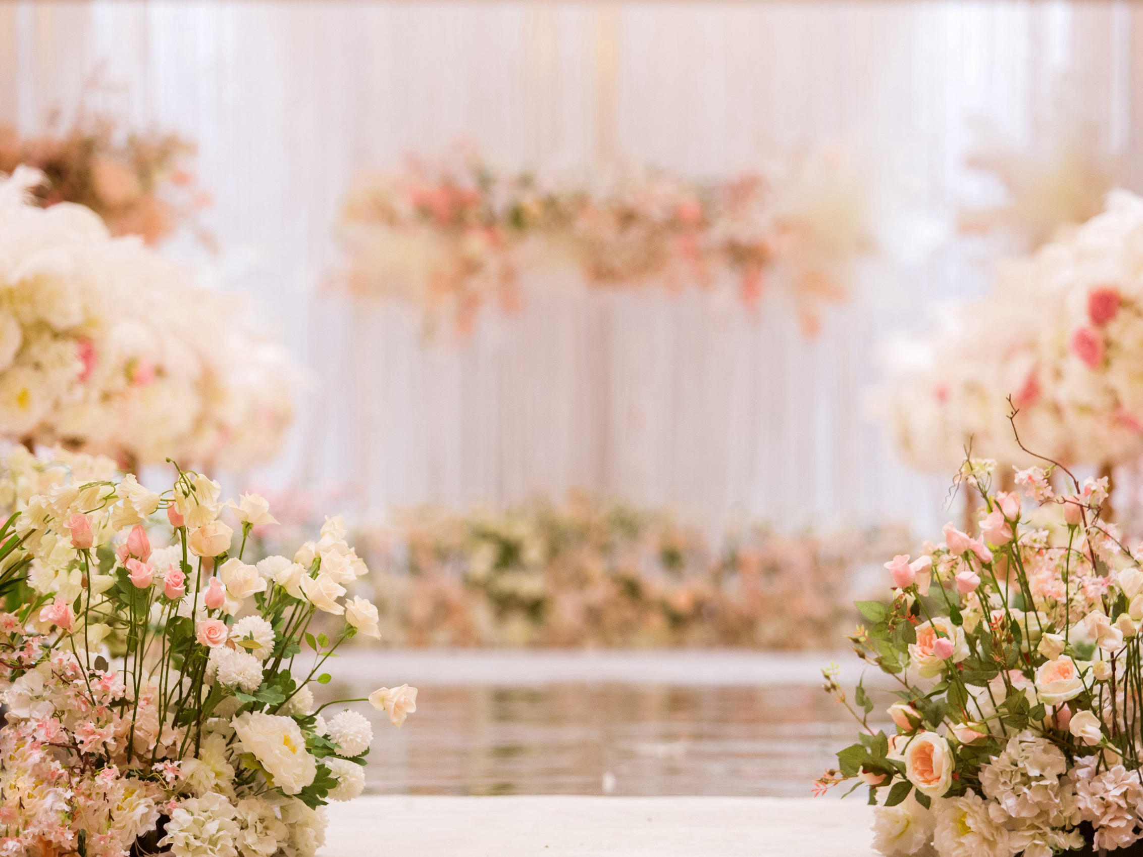 2020年香槟粉清新婚礼